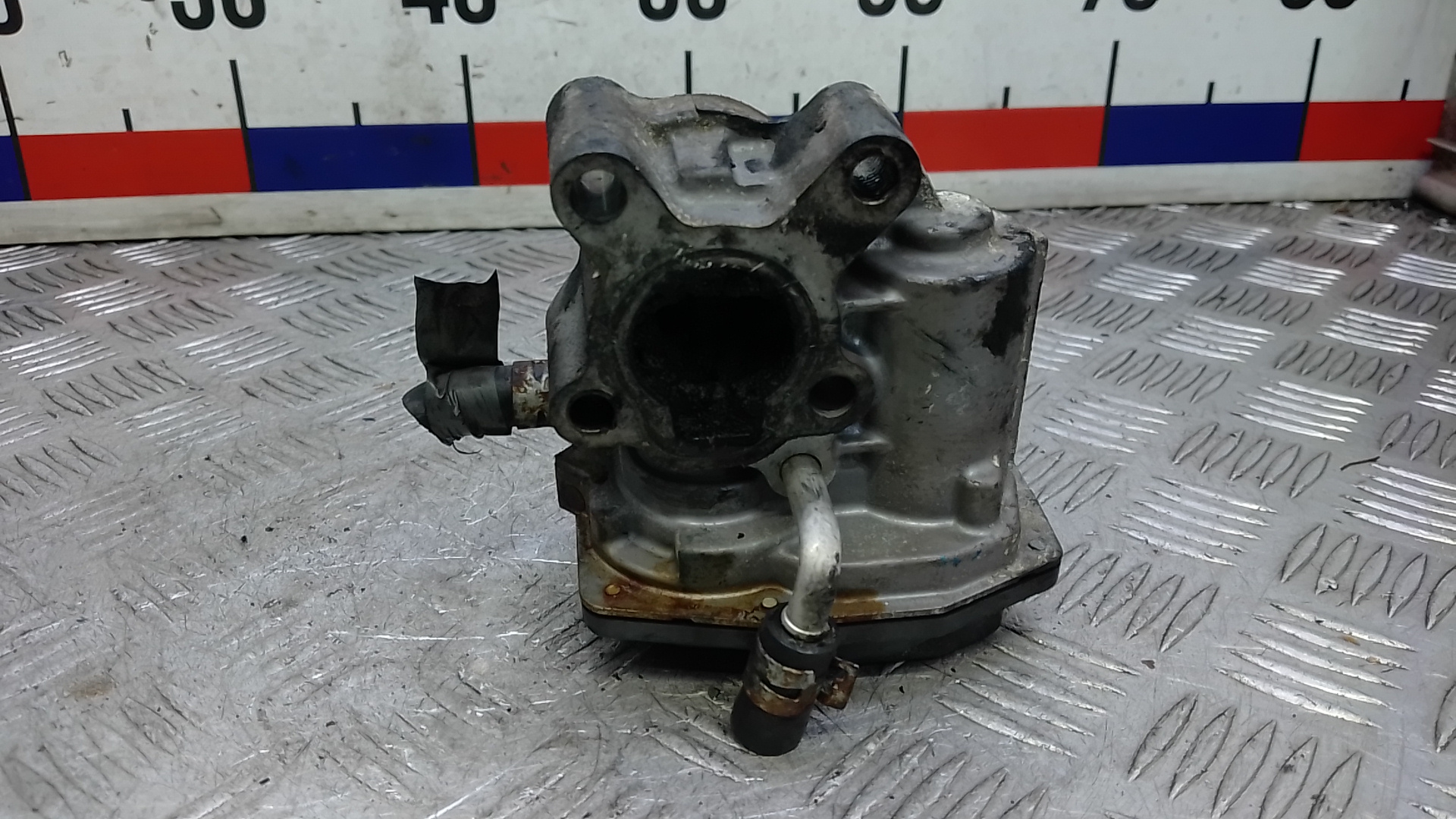Клапан EGR дизельный Toyota Auris