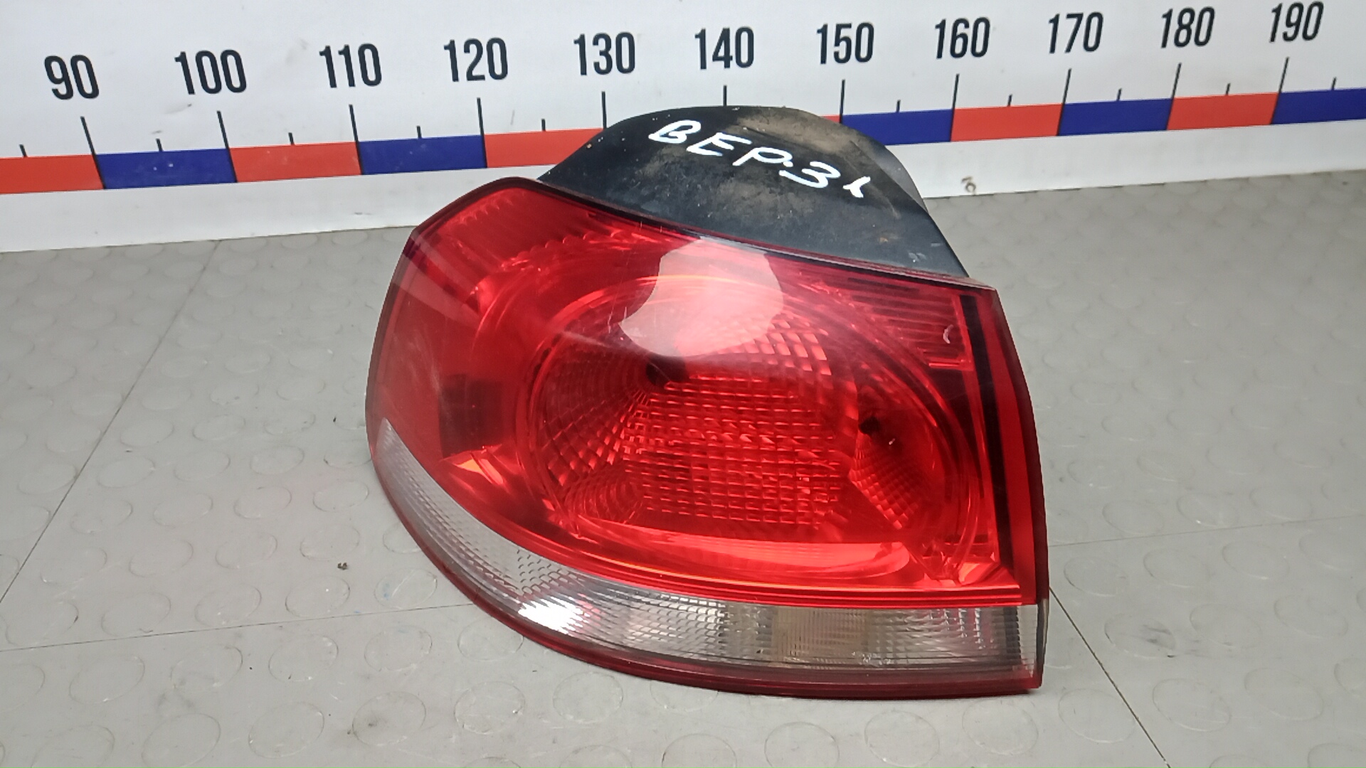 Фонарь задний левый Volkswagen Golf 6