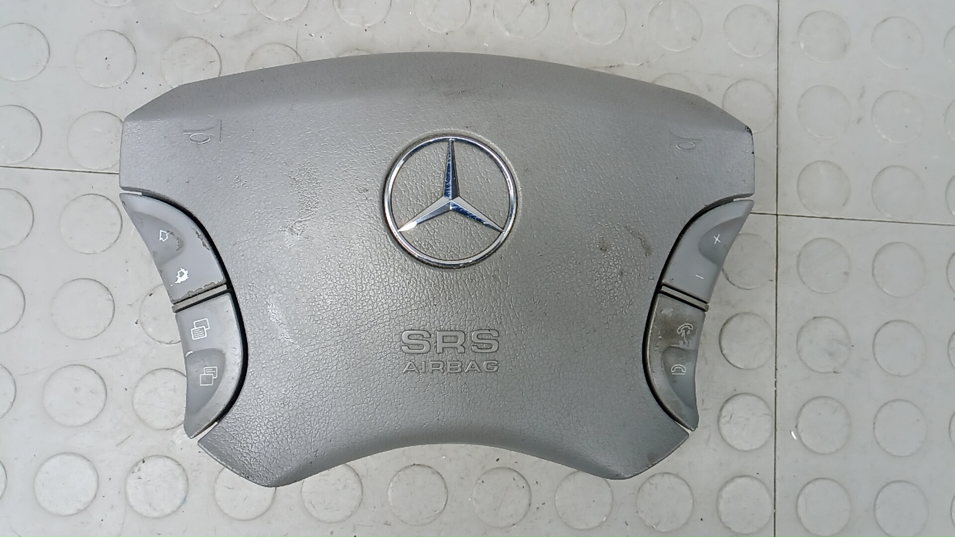 Подушка безопасности водителя Mercedes-Benz S-Class W220