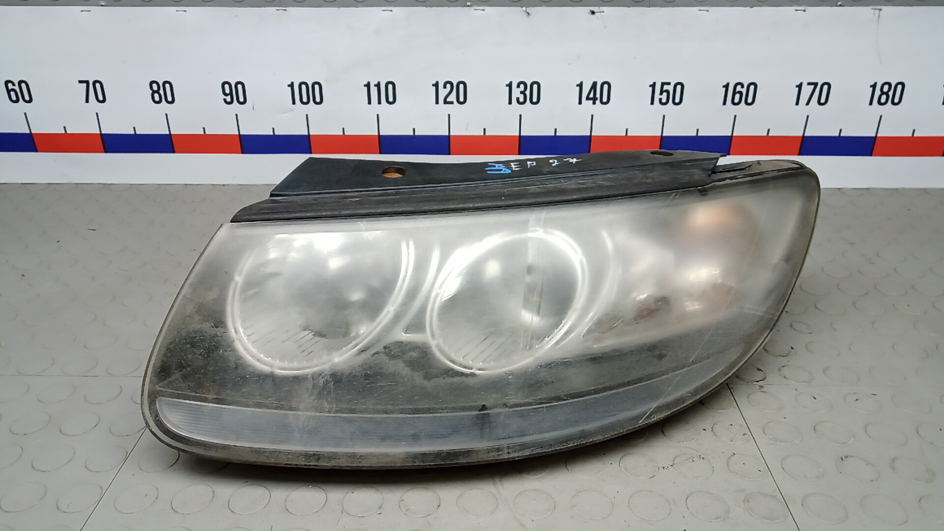 Фара левая Hyundai Santa Fe 2