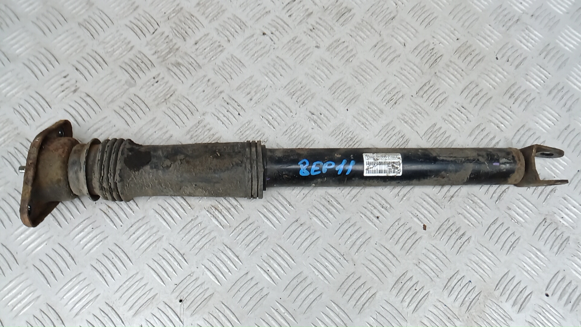 Амортизатор задний Hyundai ix35 1