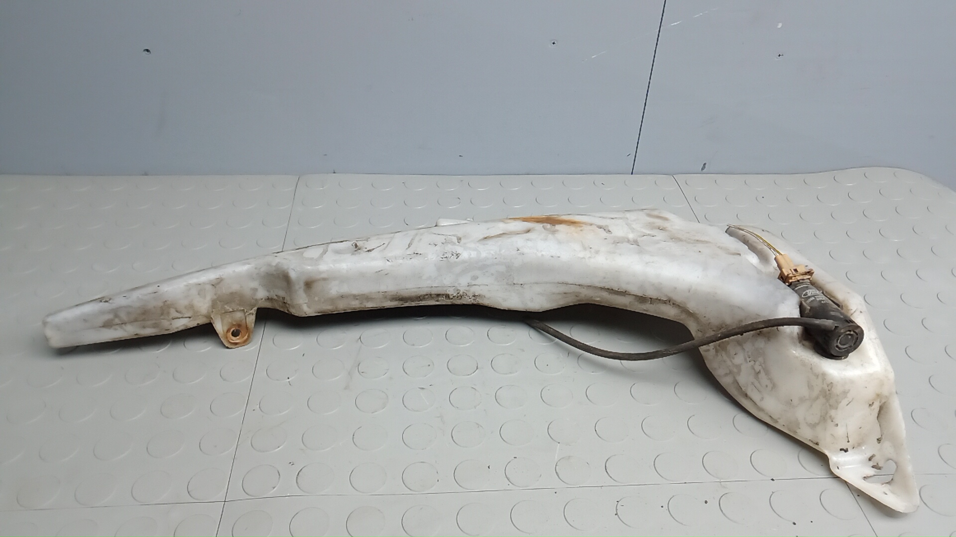 Бачок омывателя Ford Transit Connect 1