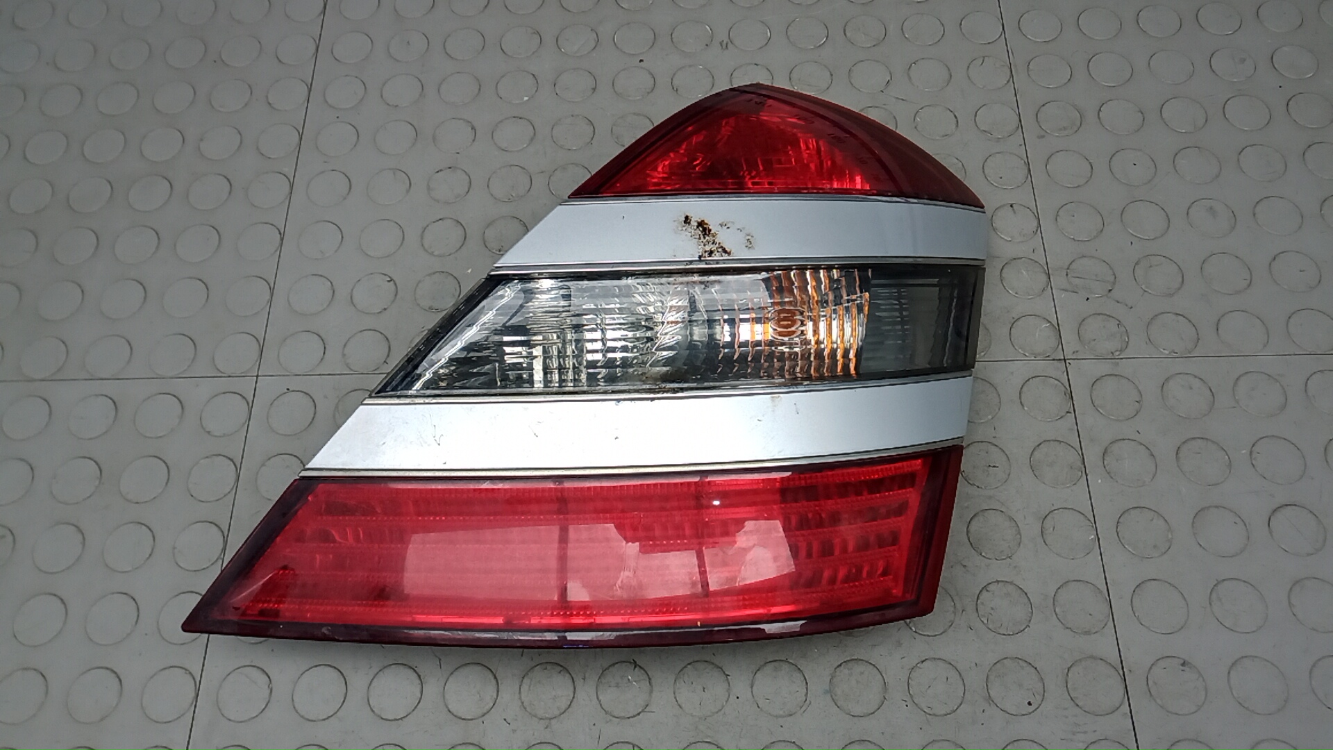 Фонарь задний правый Mercedes-Benz S-Class W221