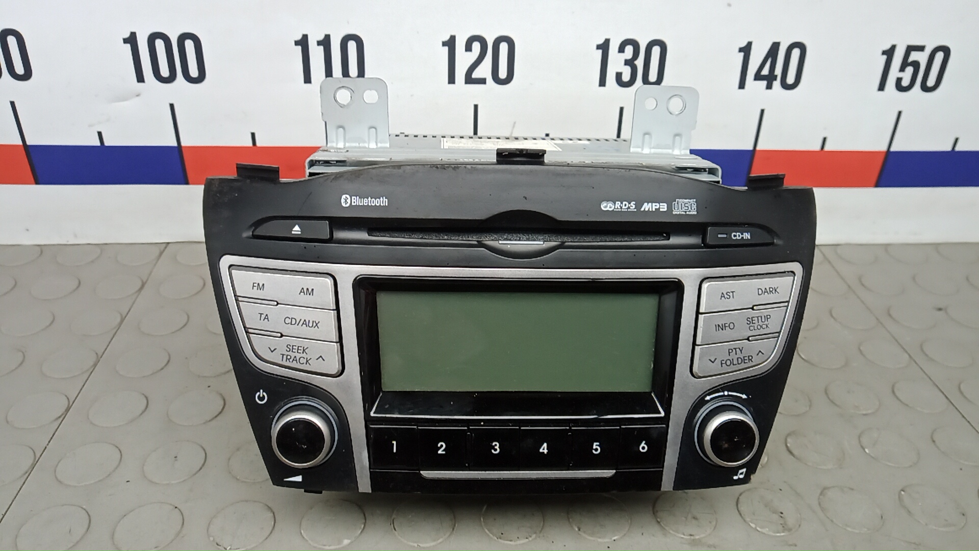 Магнитола Hyundai ix35 1