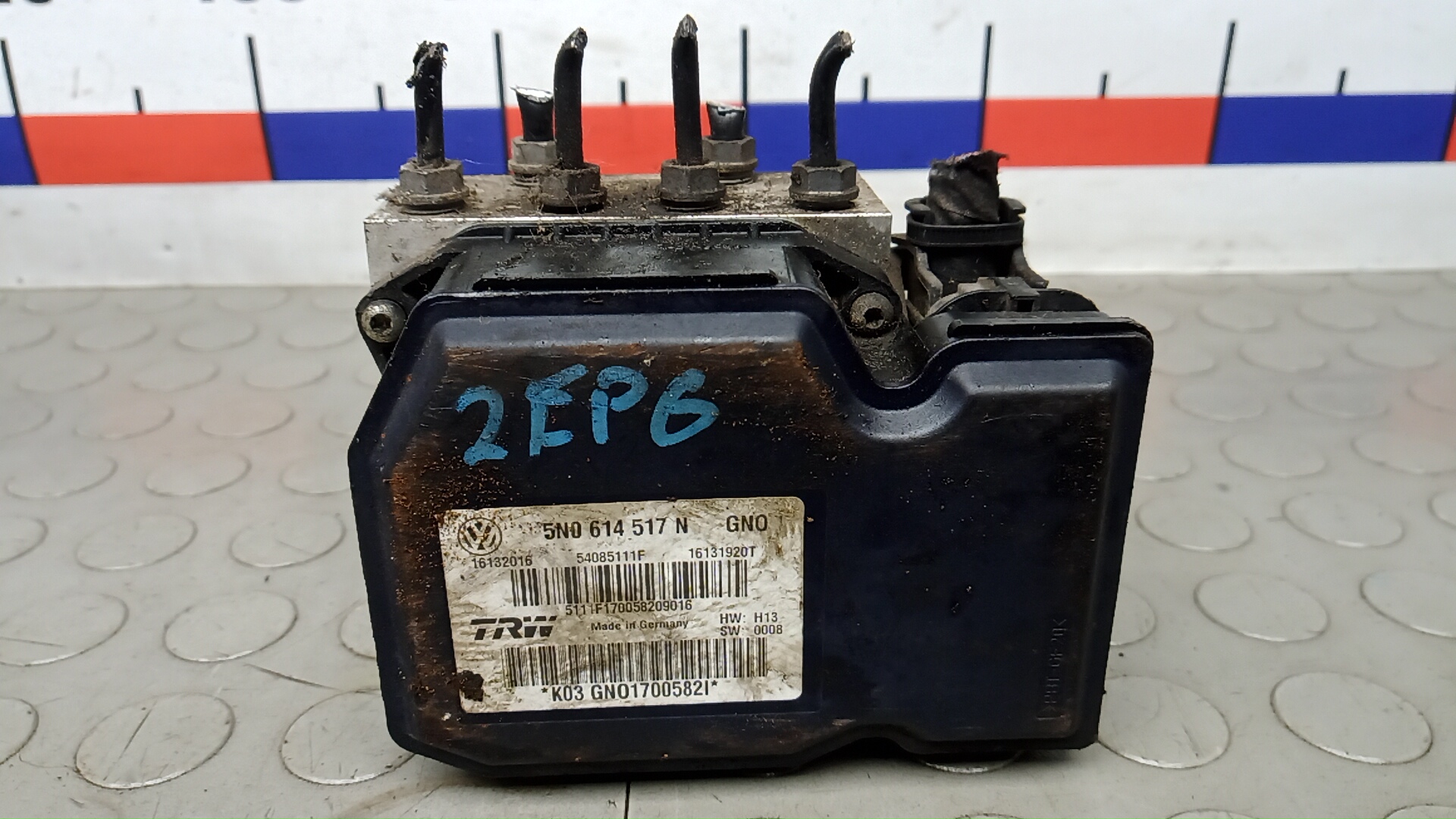Блок ABS Volkswagen Tiguan 1