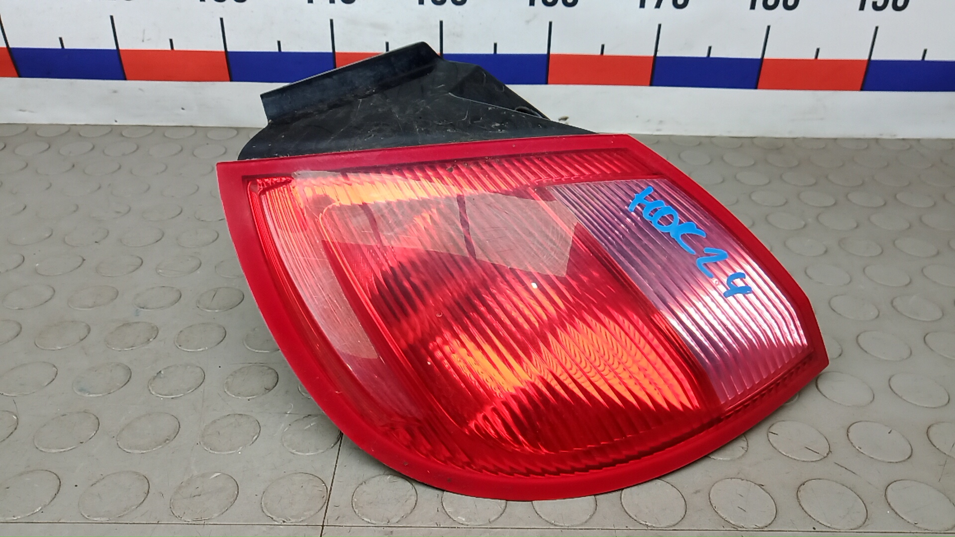 Фонарь задний левый Mitsubishi Colt 6
