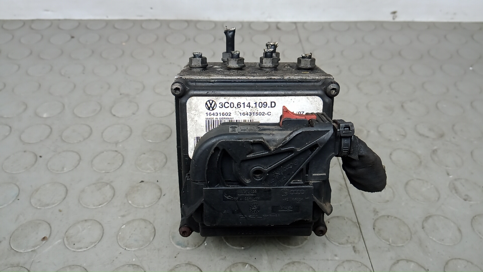 Блок ABS Volkswagen Passat B6