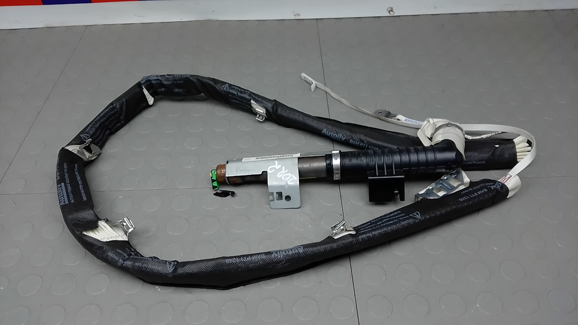 Шторка безопасности Nissan Qashqai J10