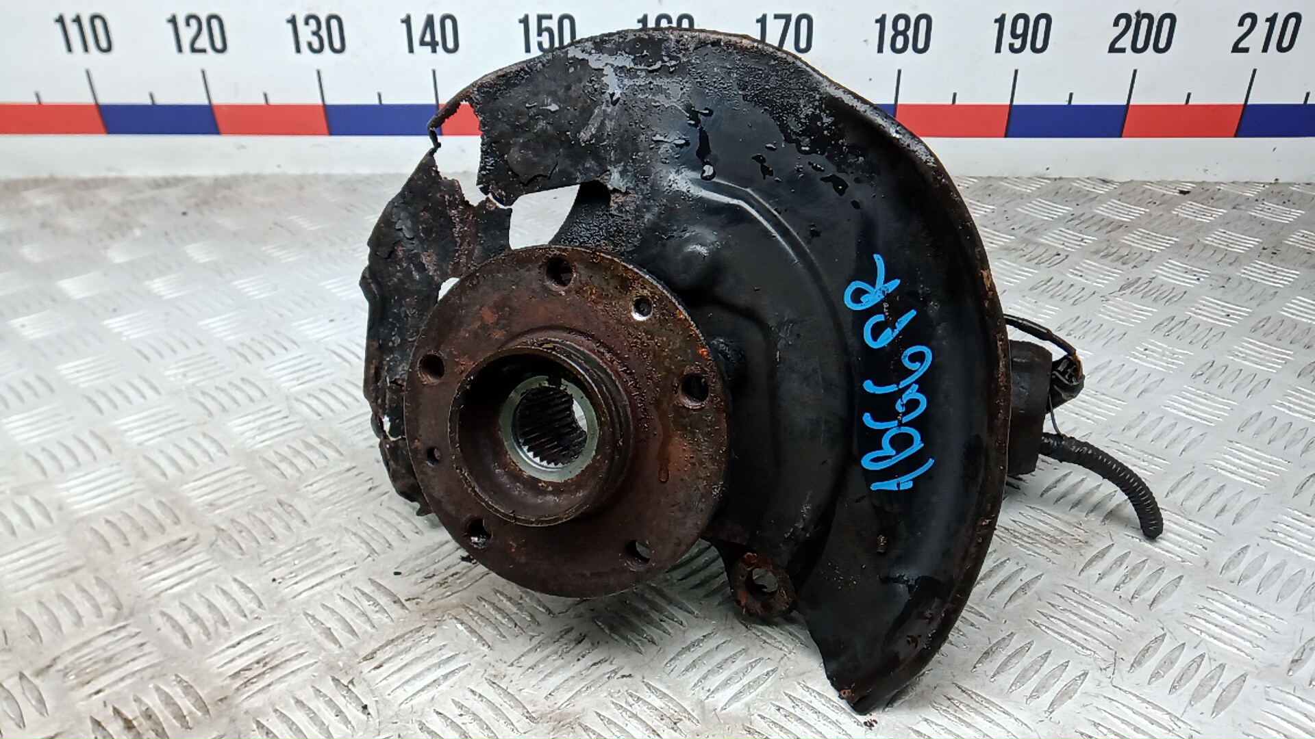 Ступица передняя правая Nissan Qashqai J11