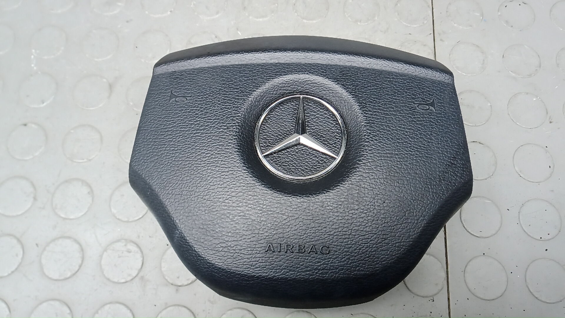 Подушка безопасности водителя Mercedes-Benz M-Class W164