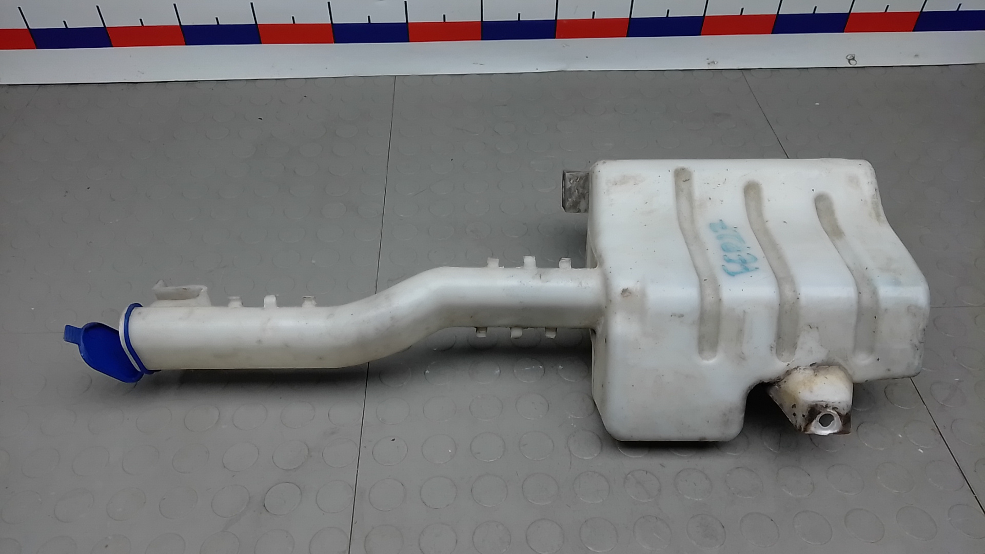 Бачок омывателя Ford Transit 7