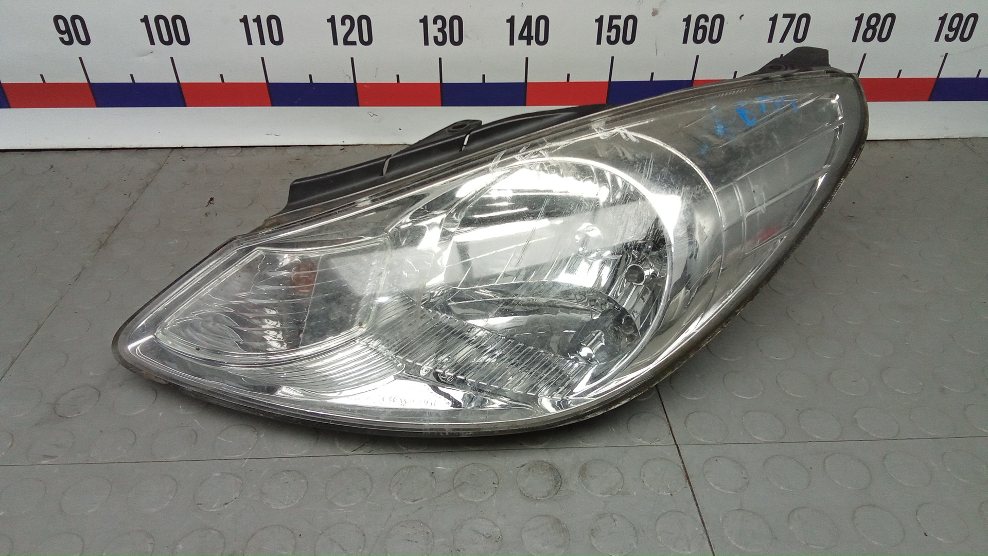 Фара левая Hyundai i10 PA