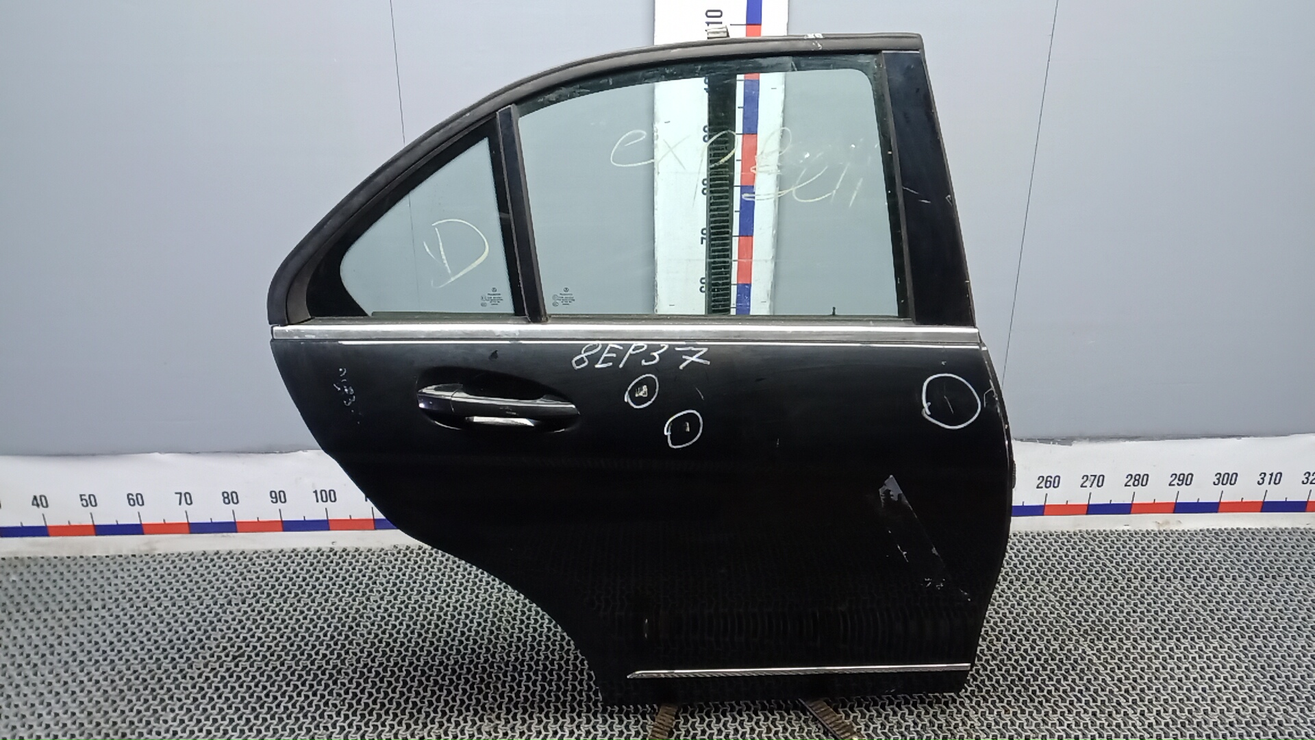 Дверь задняя правая Mercedes-Benz C-Class W204
