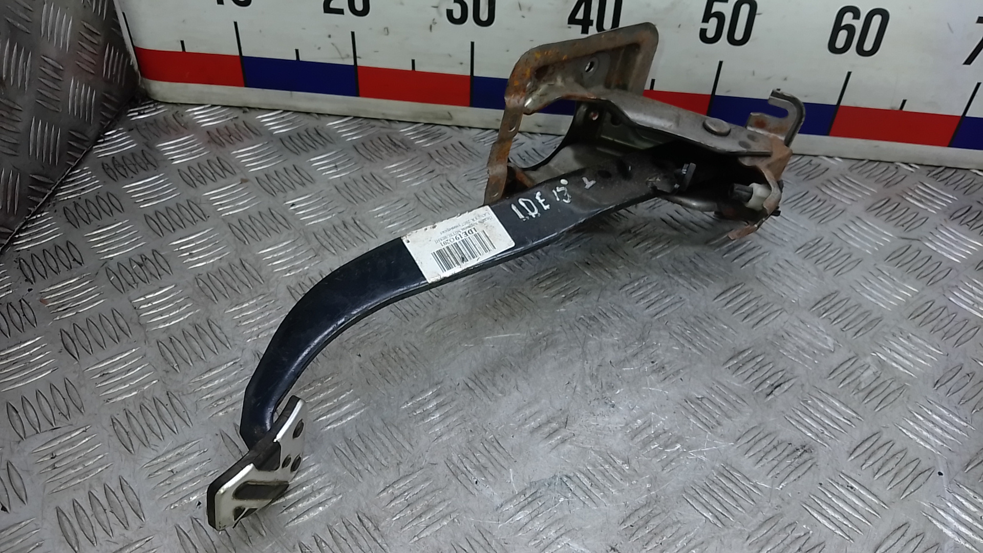 Педаль тормоза Mitsubishi Lancer 9