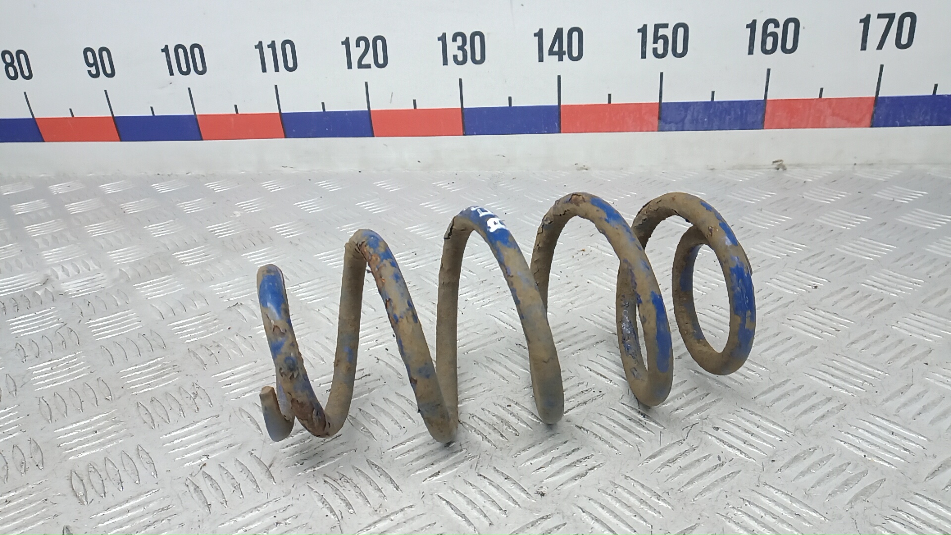 Пружина задняя Volkswagen Jetta 6