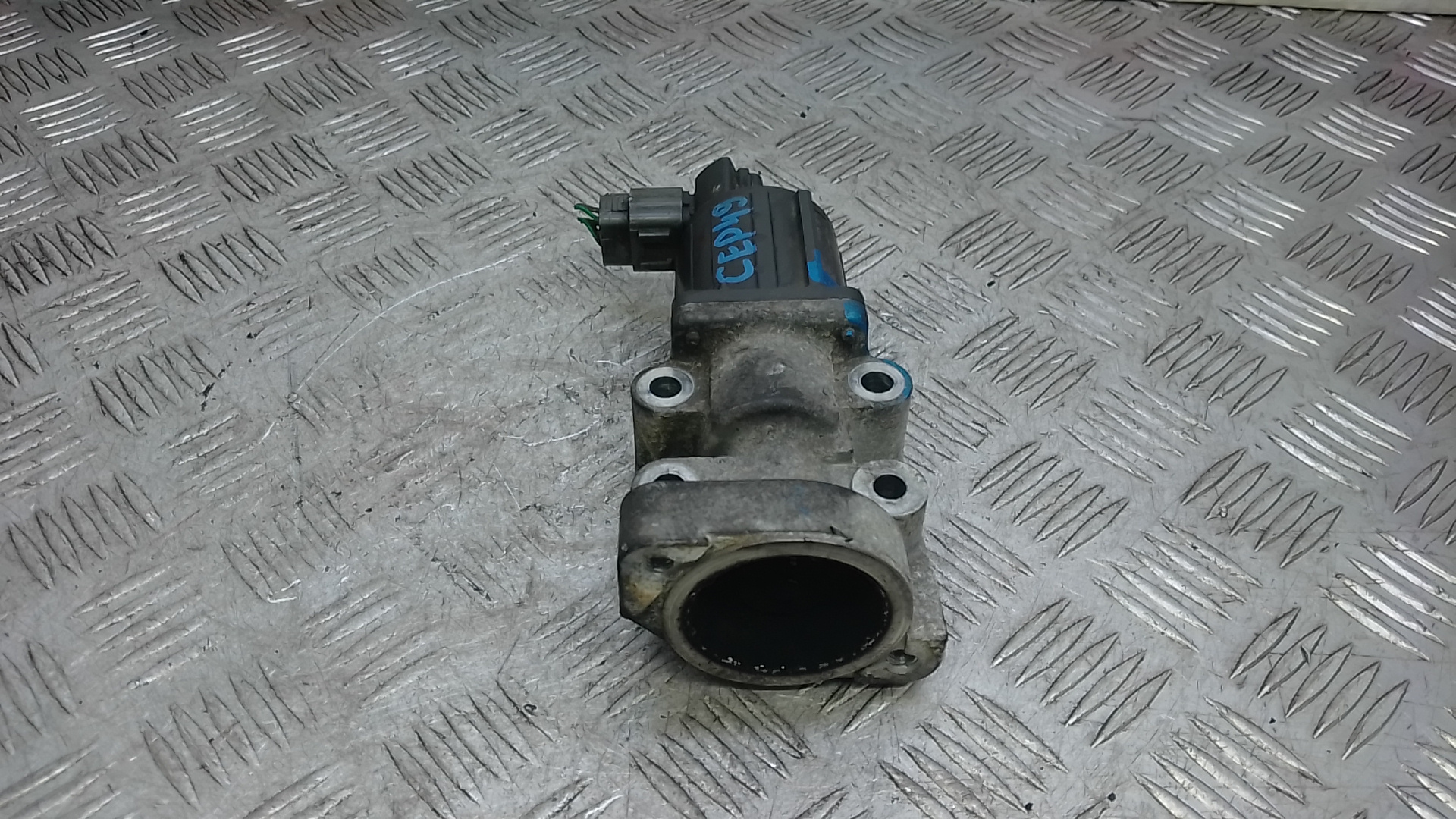 Клапан EGR дизельный Opel Astra