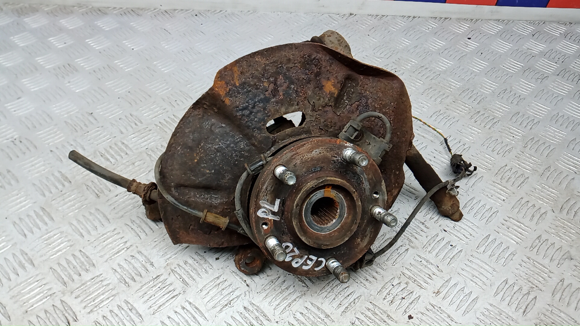 Ступица передняя левая Hyundai ix35