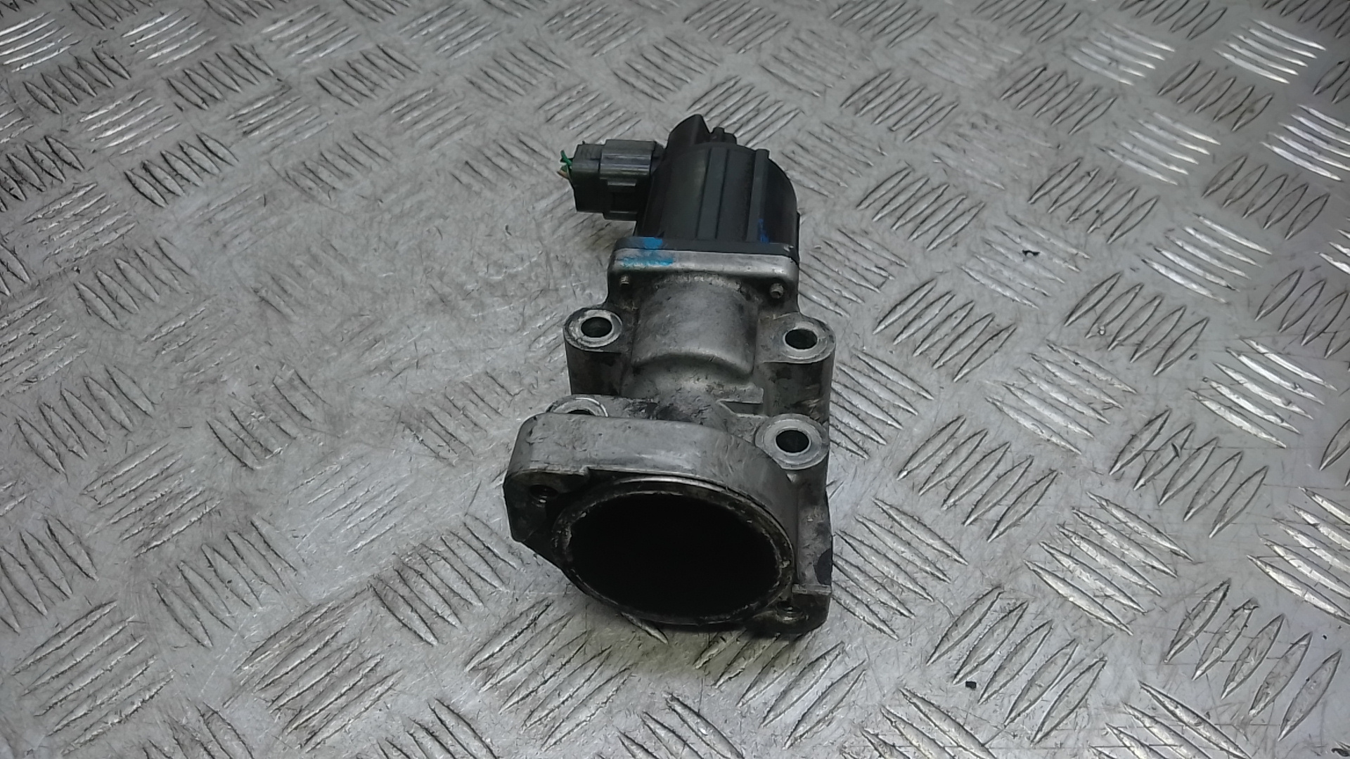 Клапан EGR дизельный Opel Astra
