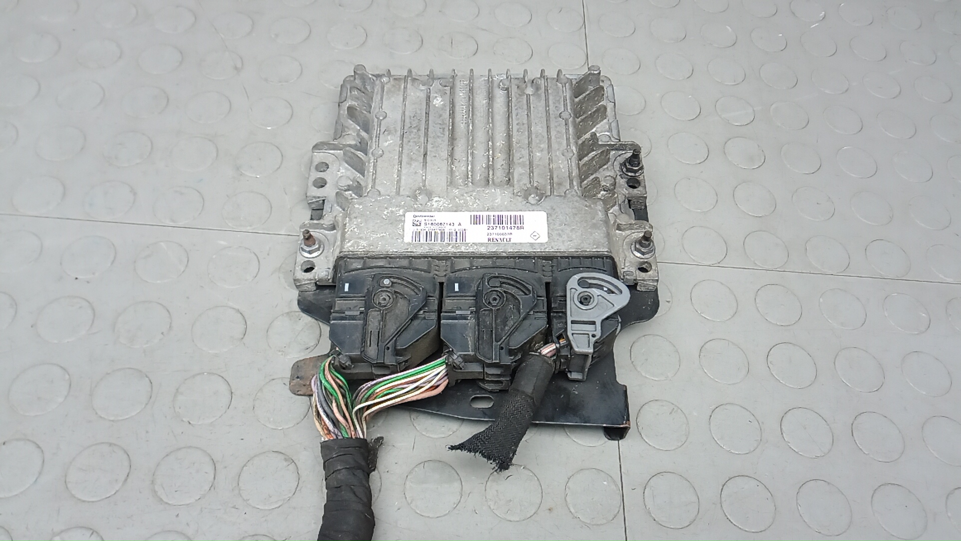 Блок управления двс Renault Fluence