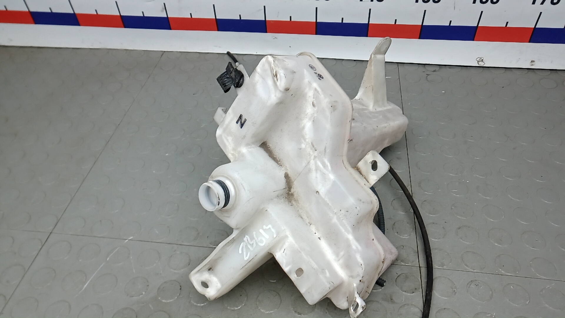 Бачок омывателя Toyota RAV4 CA40