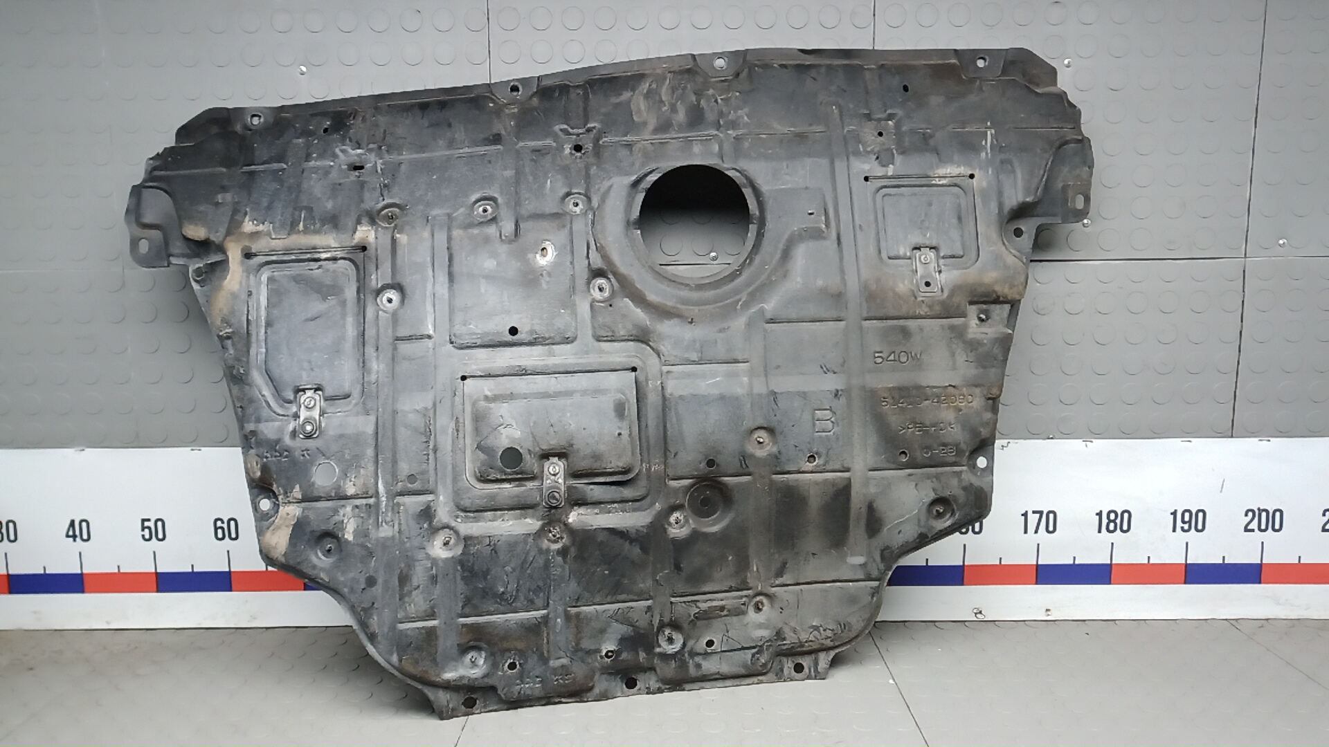 Защита двигателя нижняя (поддона) Toyota RAV4 CA40