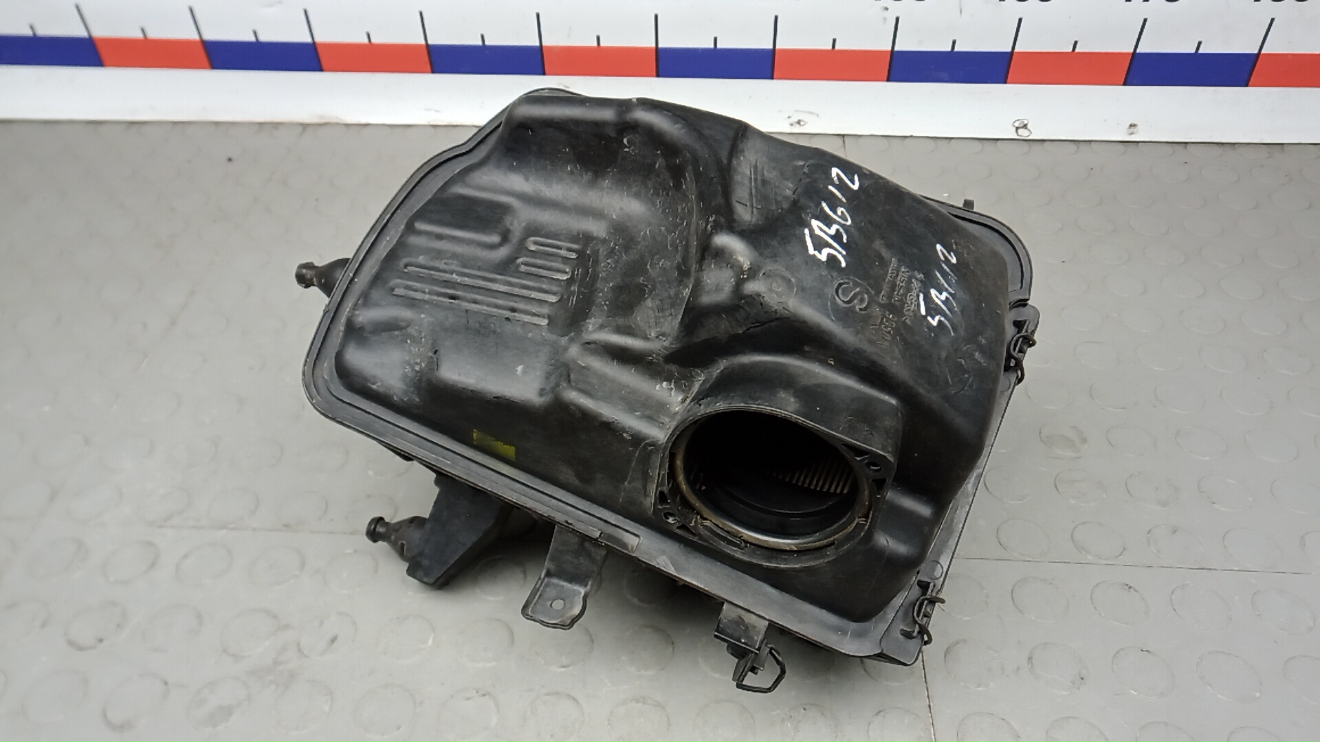 Корпус воздушного фильтра Nissan Qashqai J10 +2