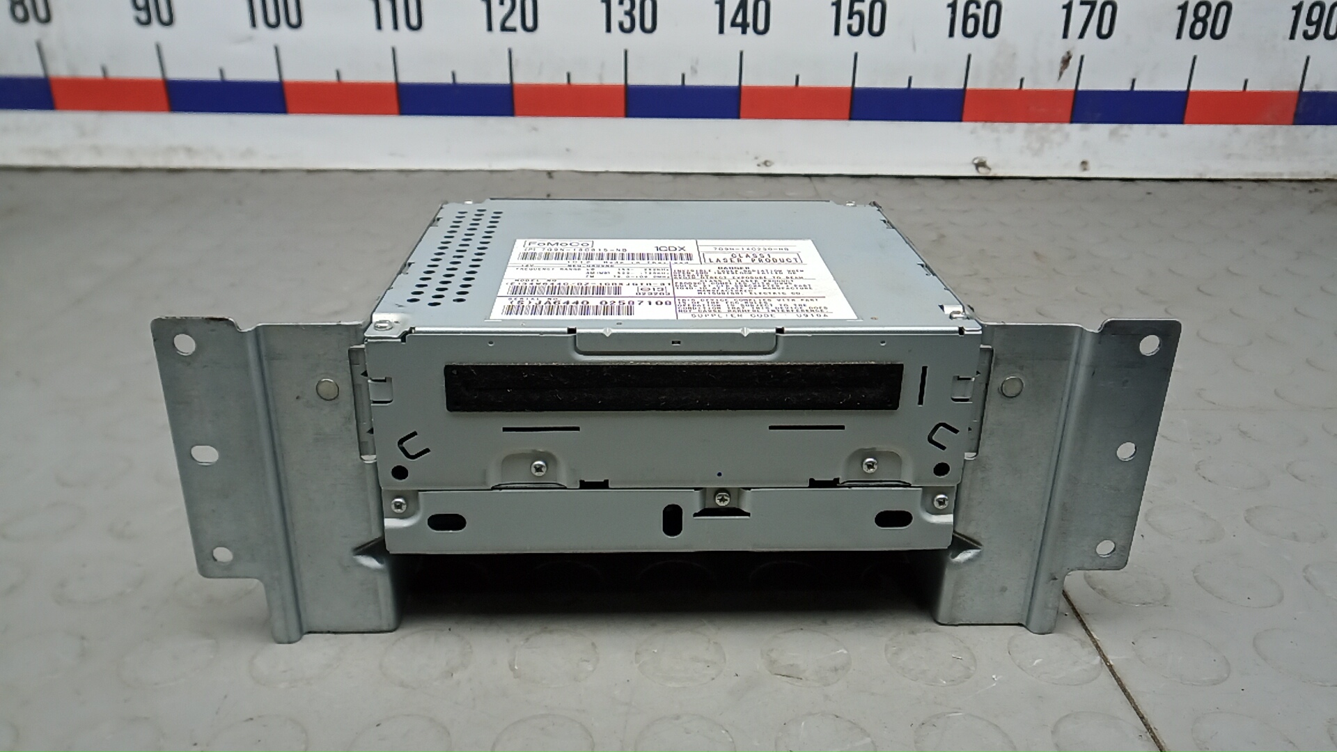 Магнитола Land Rover Freelander 2