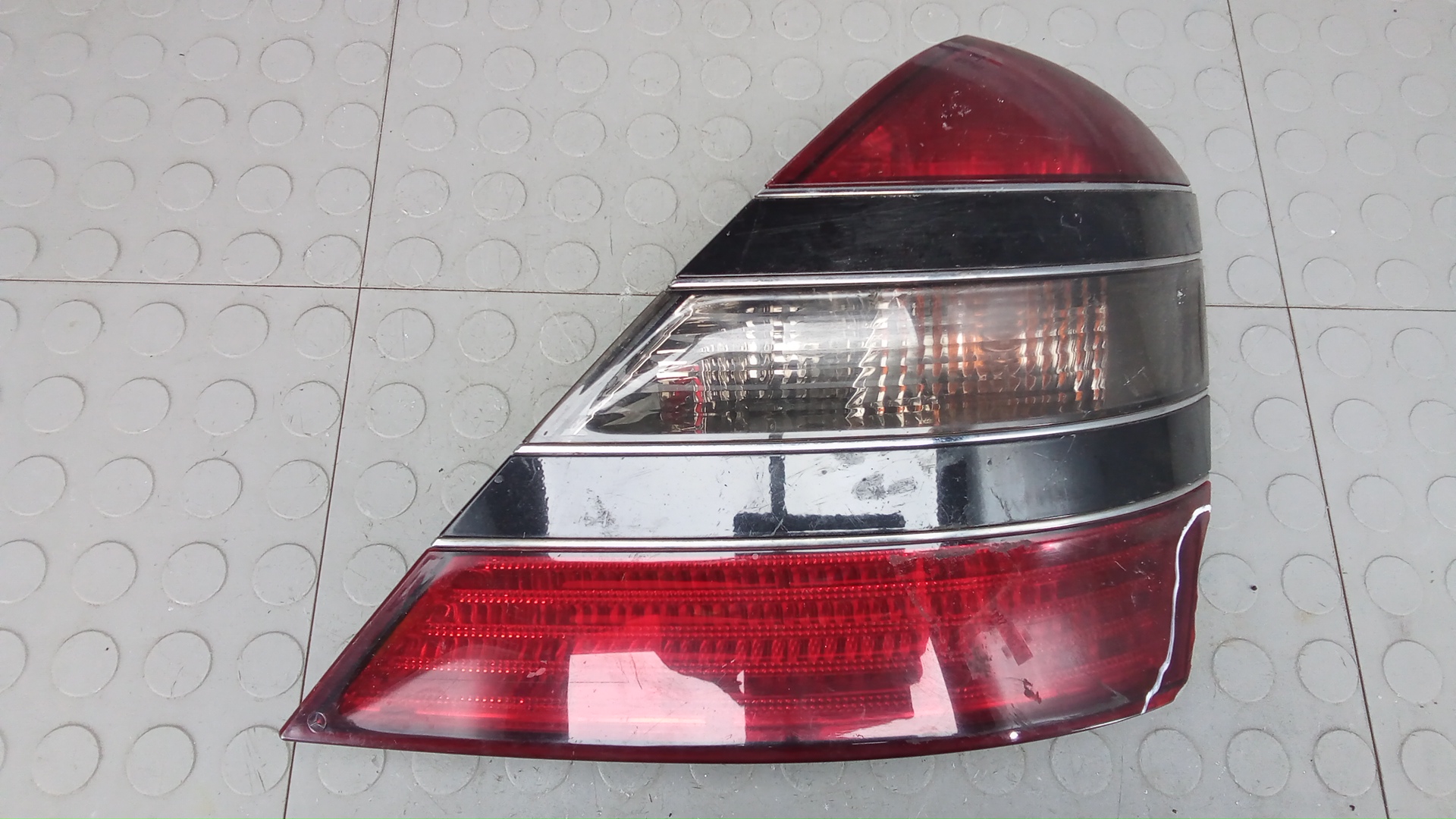 Фонарь задний правый Mercedes-Benz S-Class W221