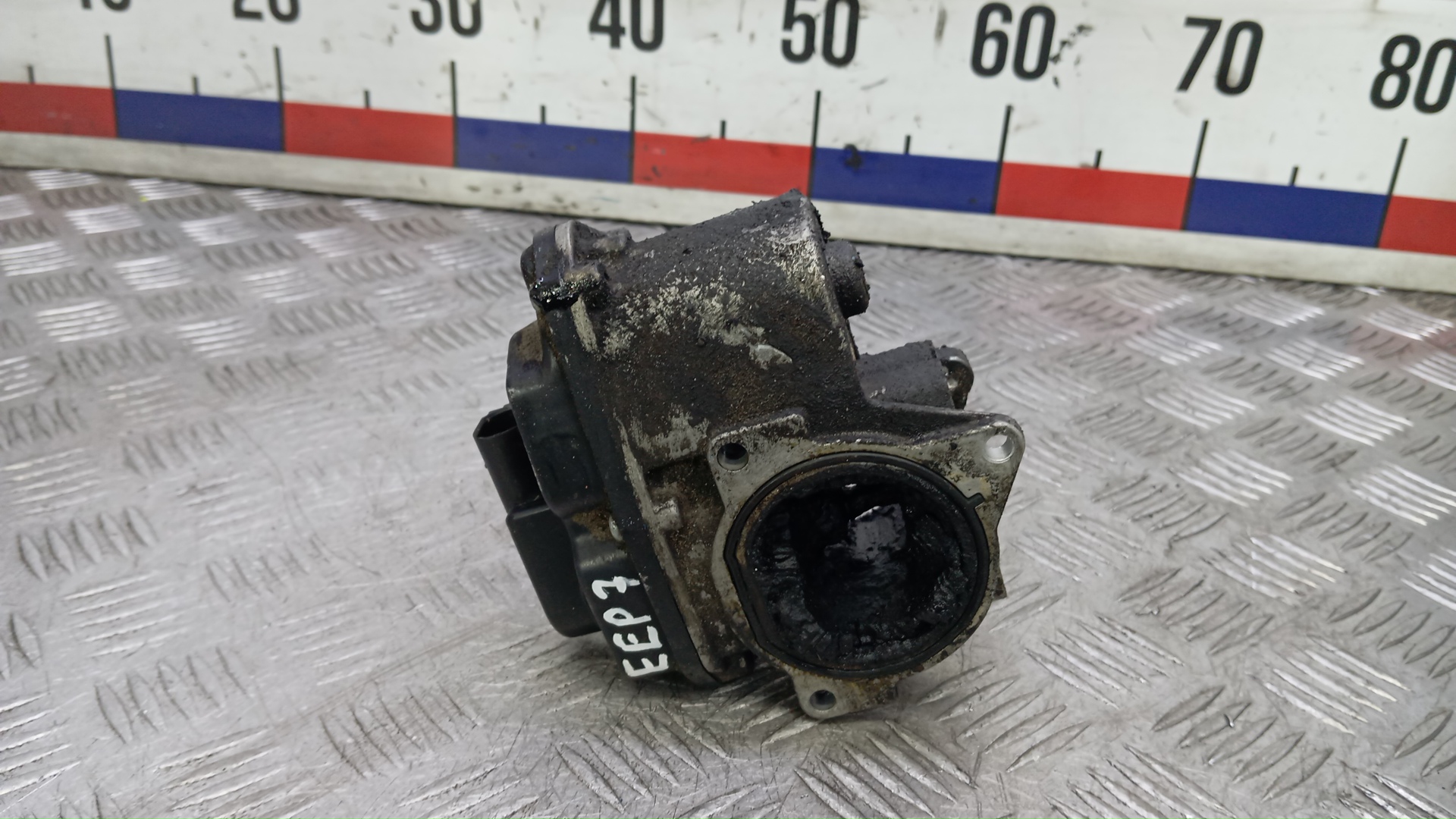 Клапан EGR дизельный Volkswagen Passat