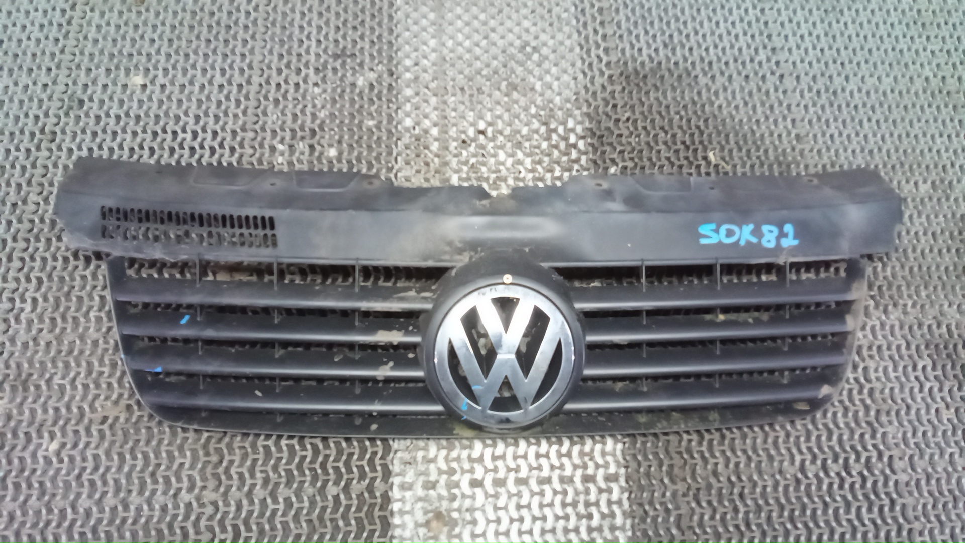 Решетка радиатора Volkswagen Transporter T5
