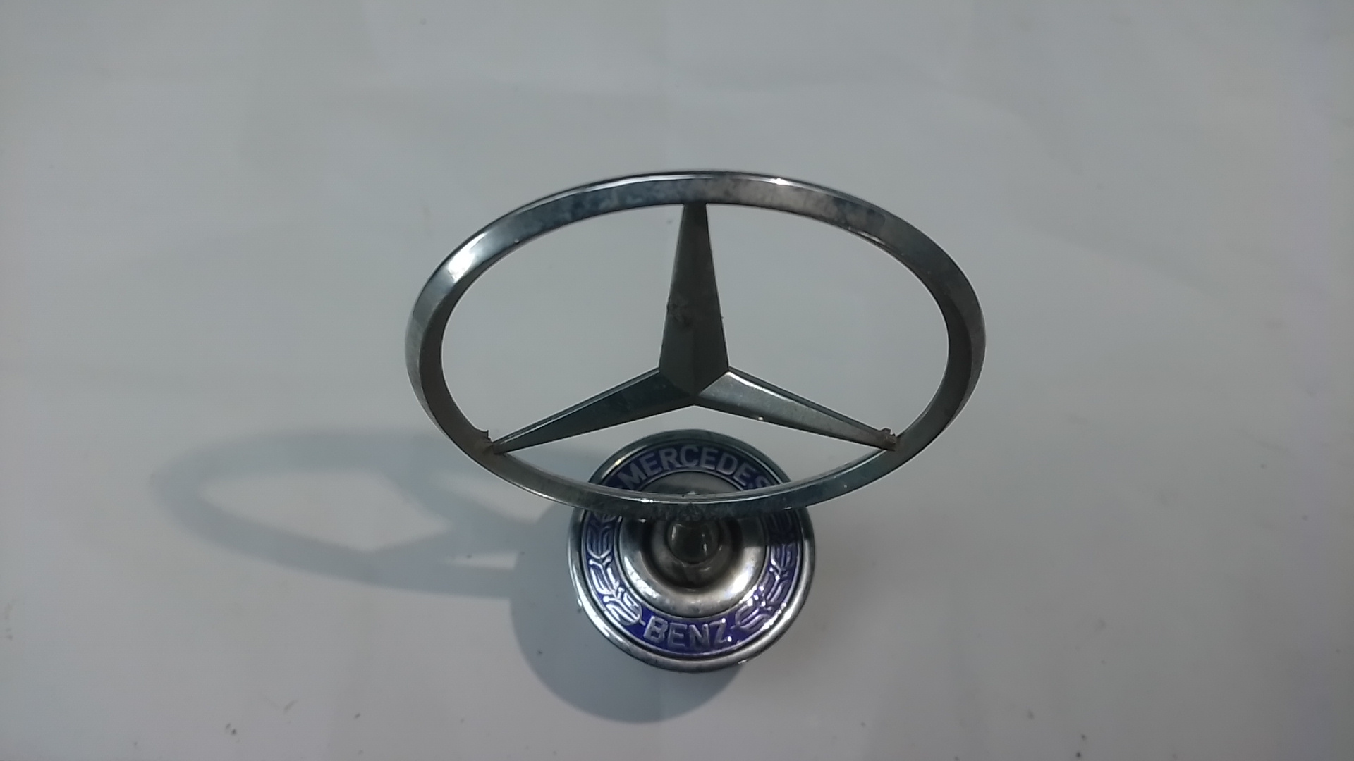 Значок на капот Mercedes-Benz E-Class W211