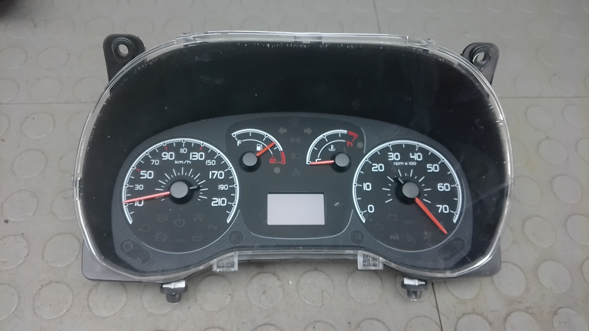 Щиток приборов Fiat Doblo 2