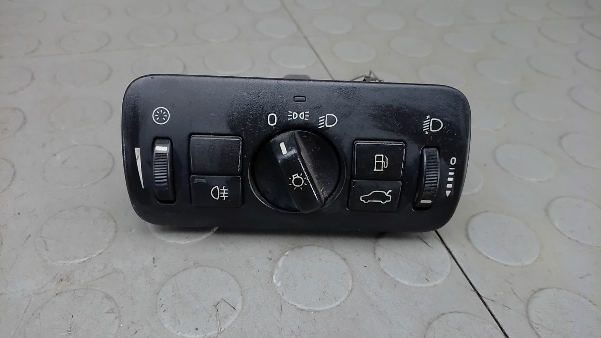 Переключатель света Volvo V60 1