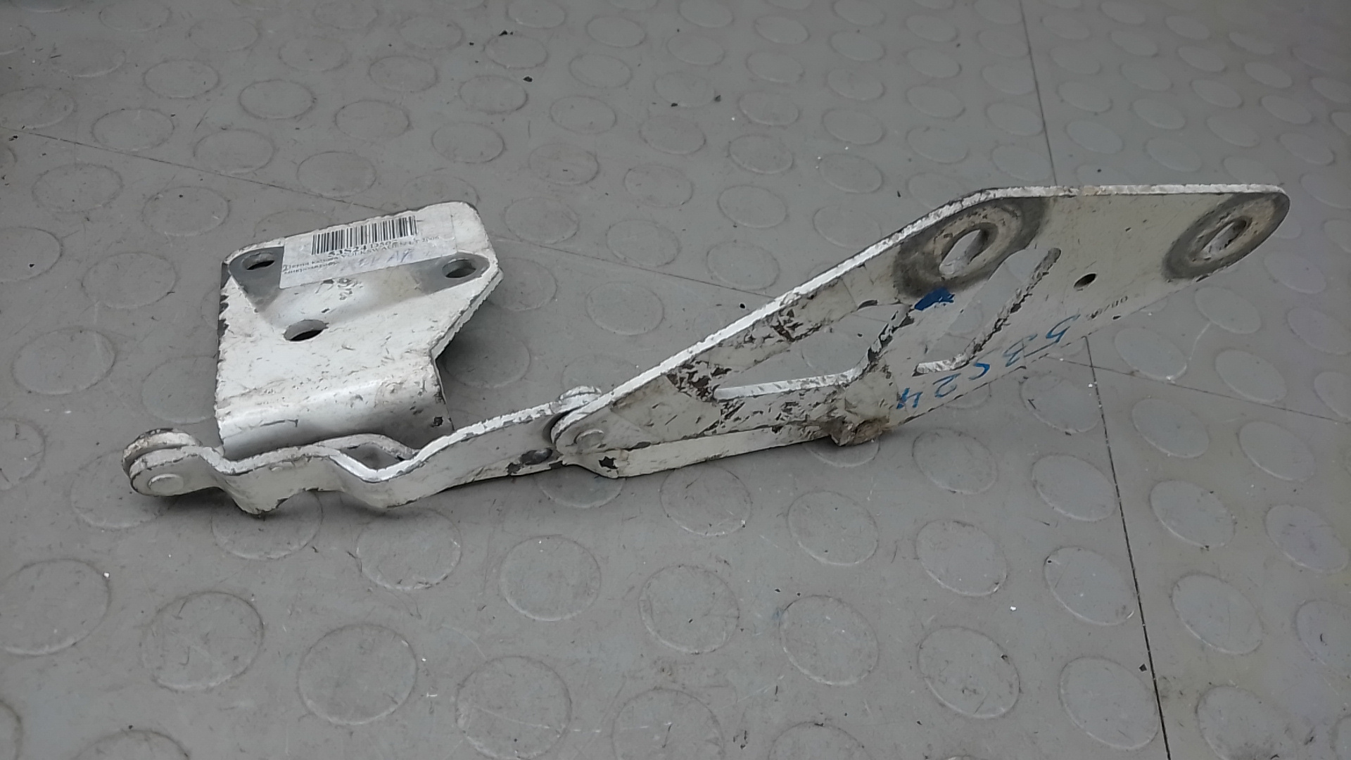 Петля капота Volkswagen LT 2