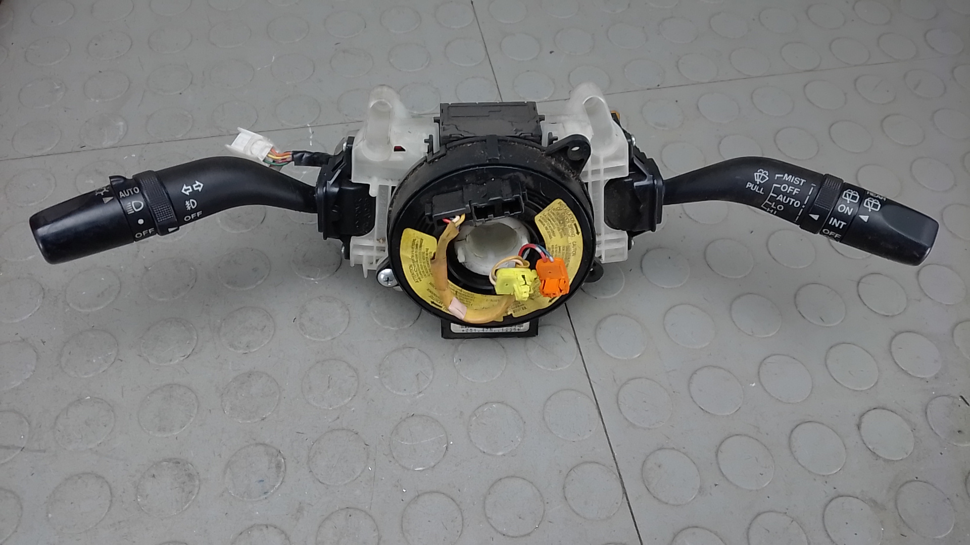 Переключатель поворотов и дворников (стрекоза) Mazda CX-9 1