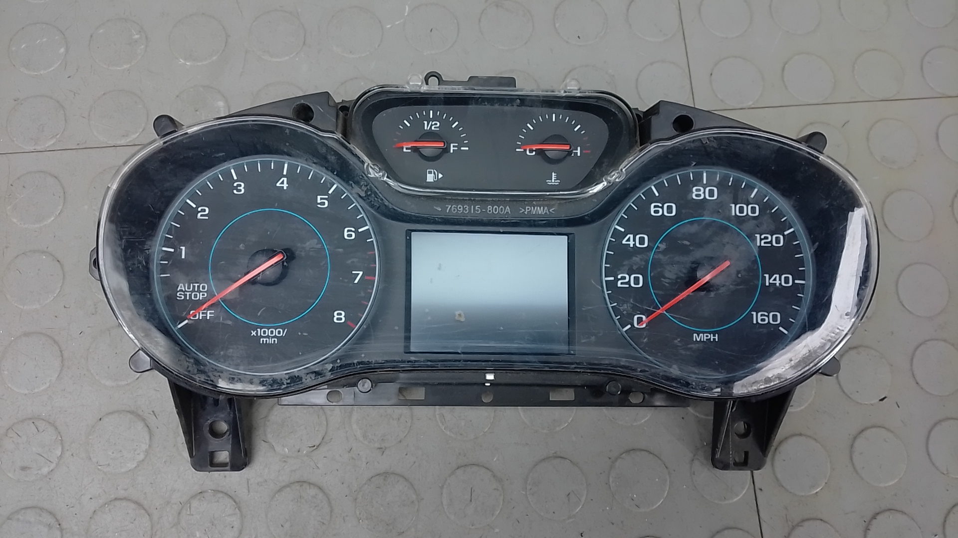 Щиток приборов Chevrolet Cruze 2