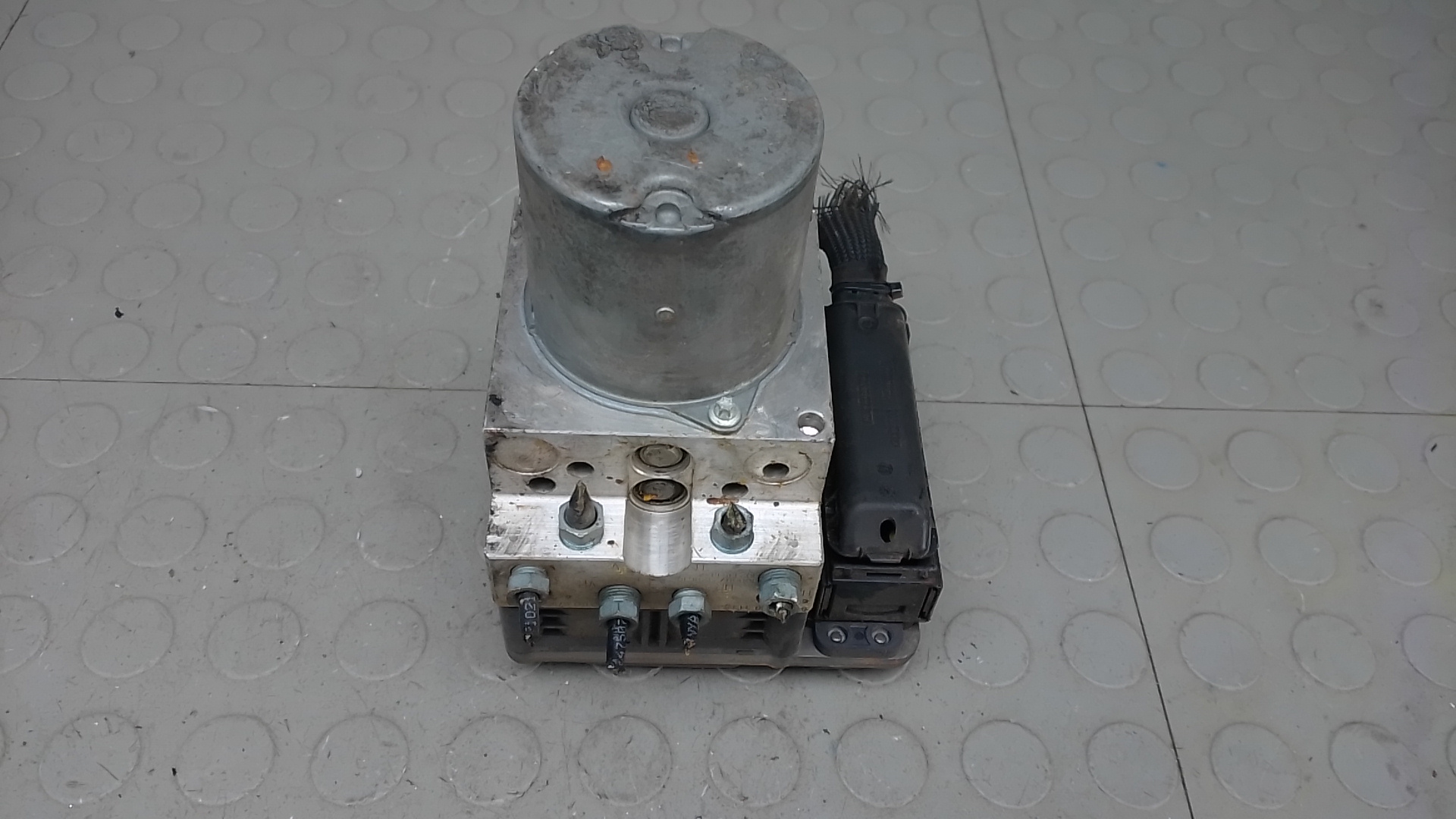 Блок ABS BMW 5 Series F10/F11