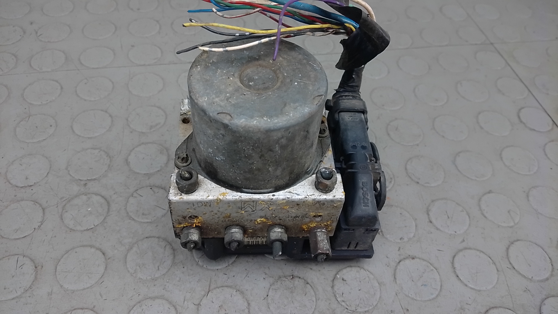 Блок ABS Toyota Auris E150