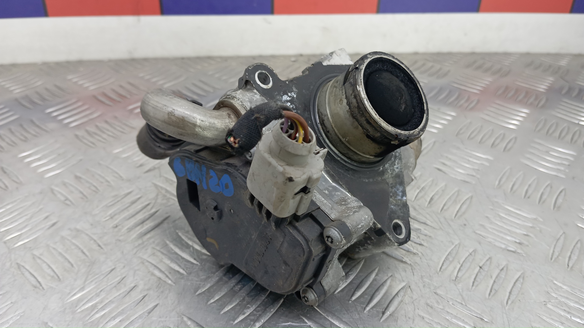 Клапан EGR дизельный Volkswagen Passat