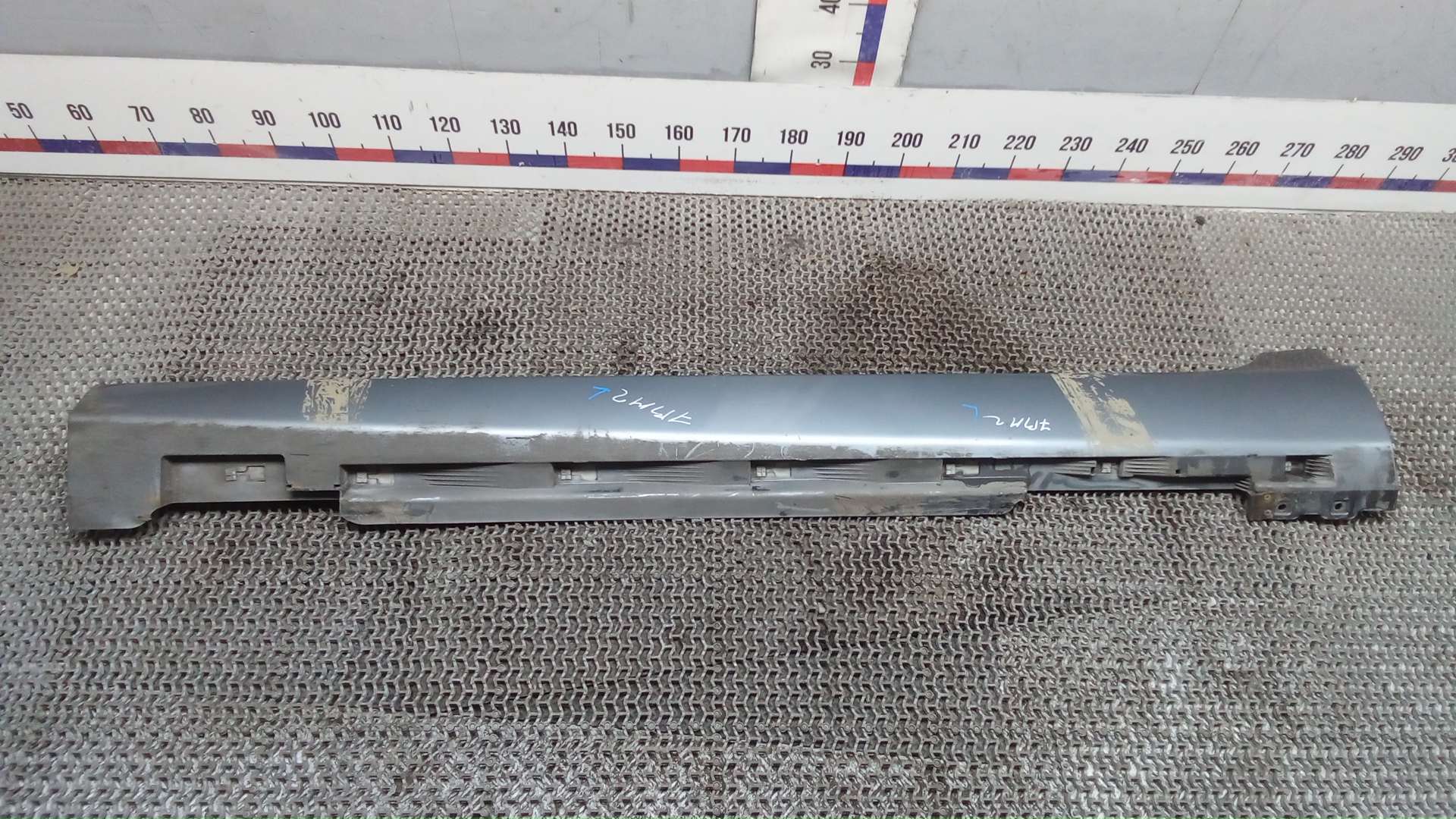 Накладка на порог Volvo V40 2