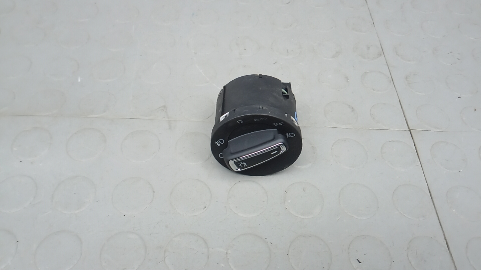 Переключатель света Skoda Kamiq 1