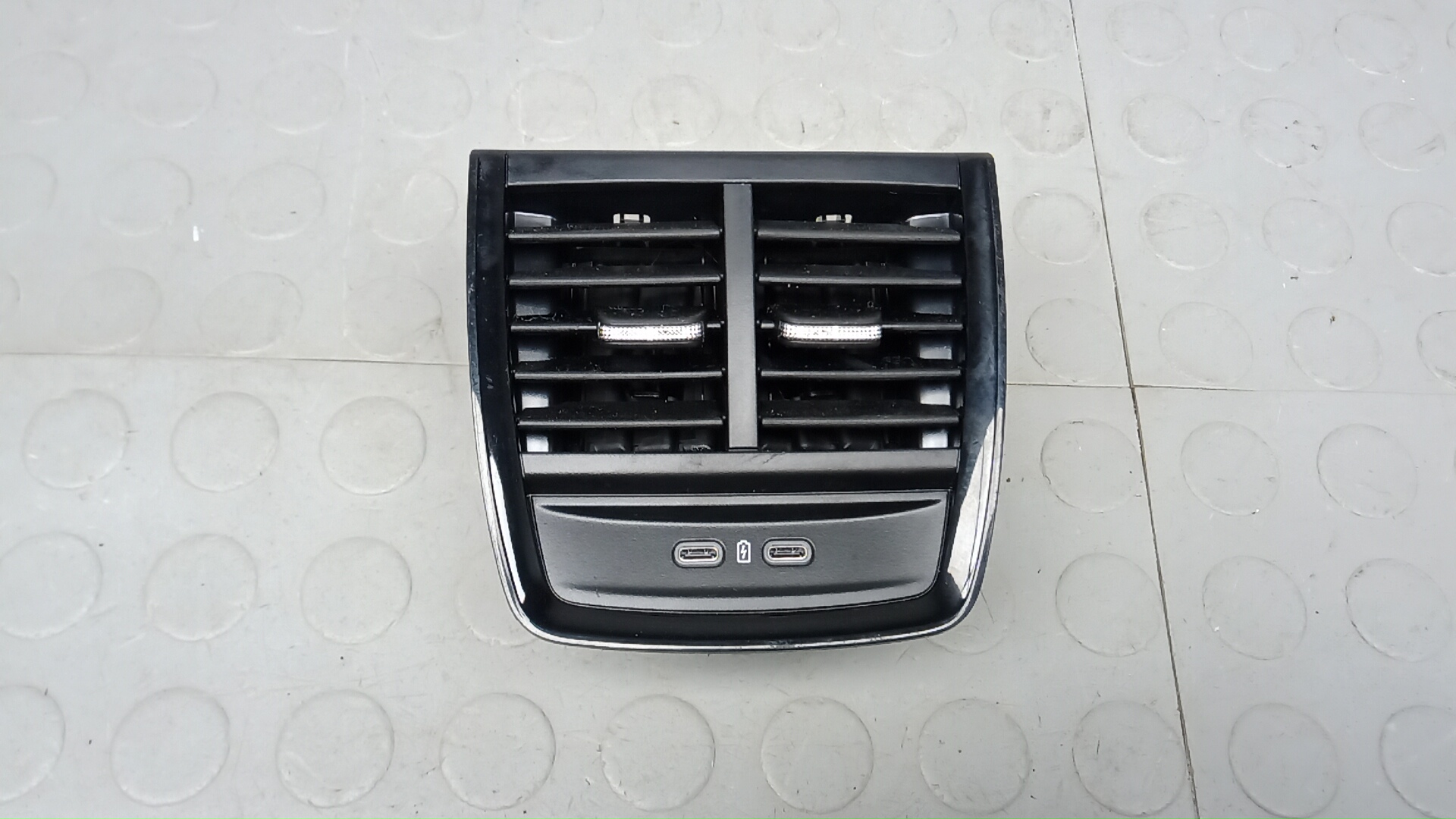 Дефлектор Skoda Kamiq 1