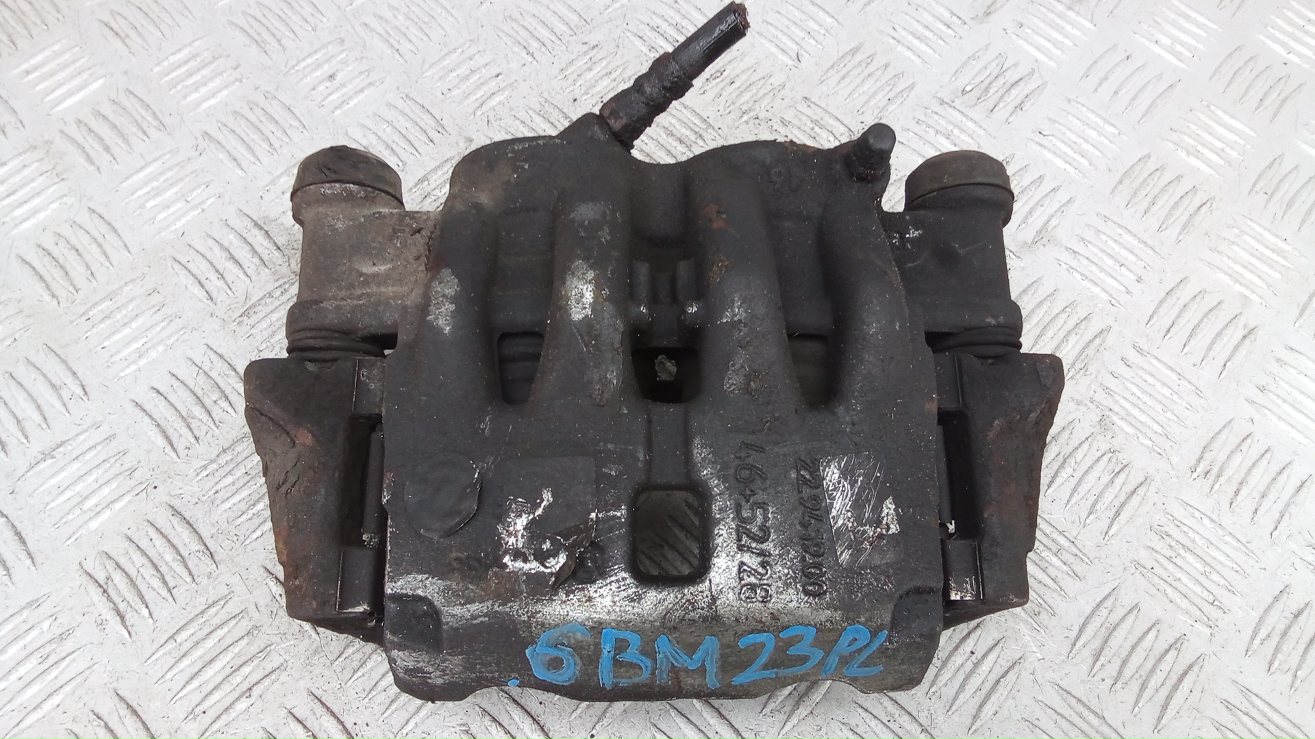 Суппорт тормозной передний левый Citroen Jumper