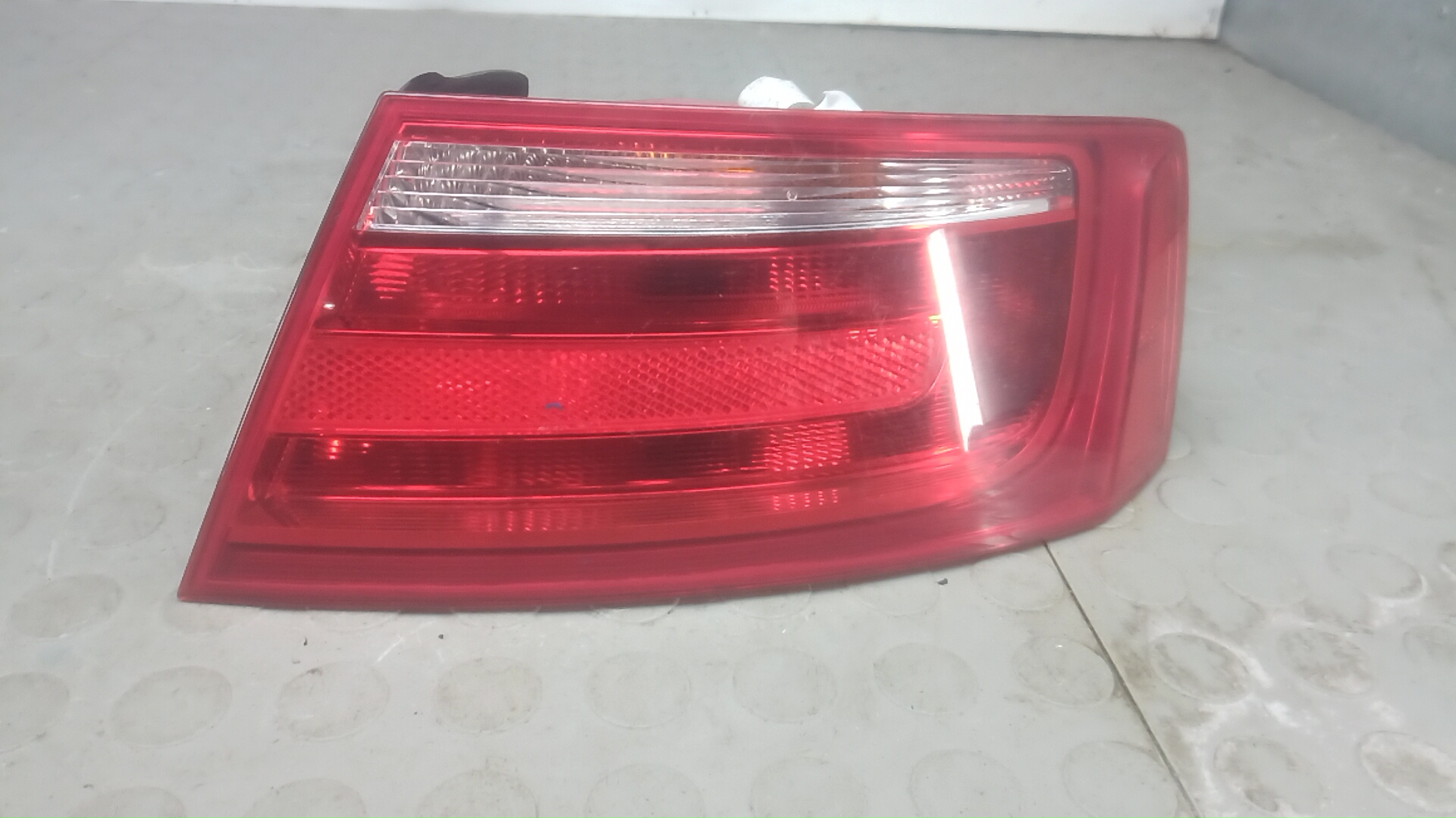 Фонарь задний правый Audi A5 1