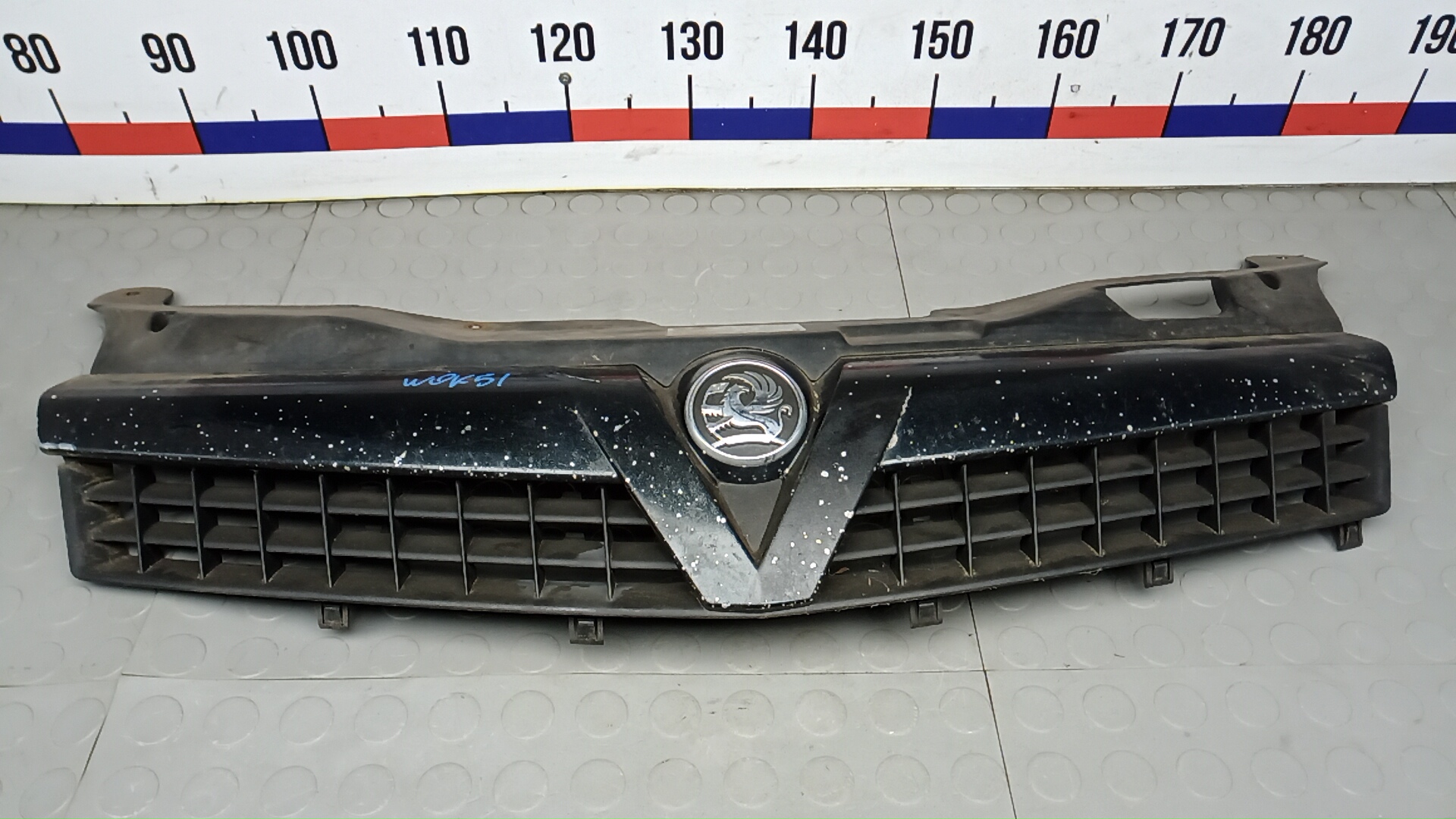 Решетка радиатора Opel Astra H