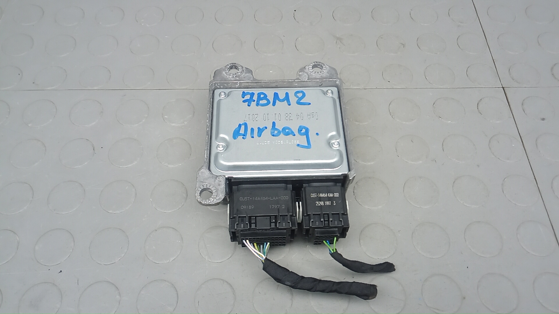Блок управления airbag Volvo V40 2