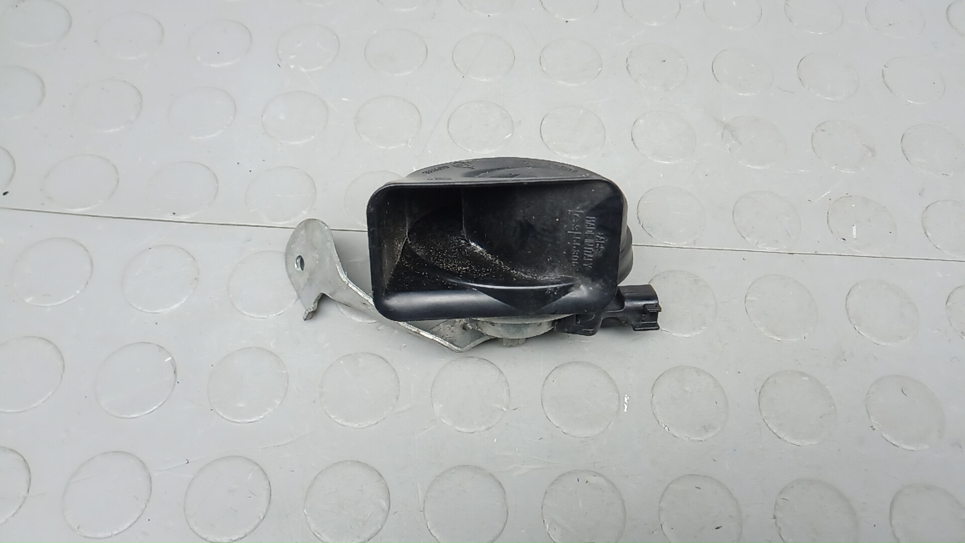 Сигнал Volvo V40 2