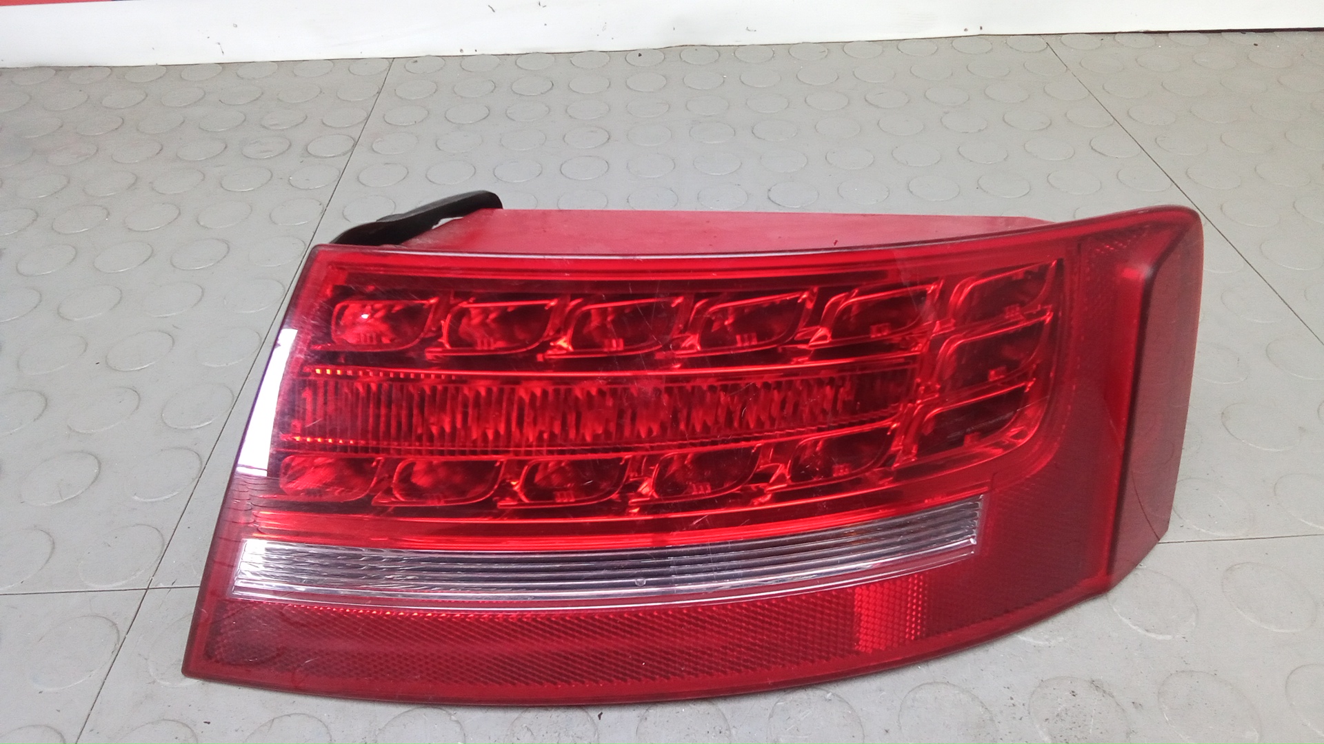 Фонарь задний правый Audi A5 1