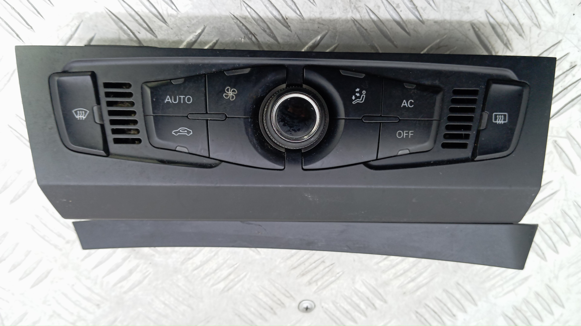 Блок управления печки и климат-контроля Audi Q5
