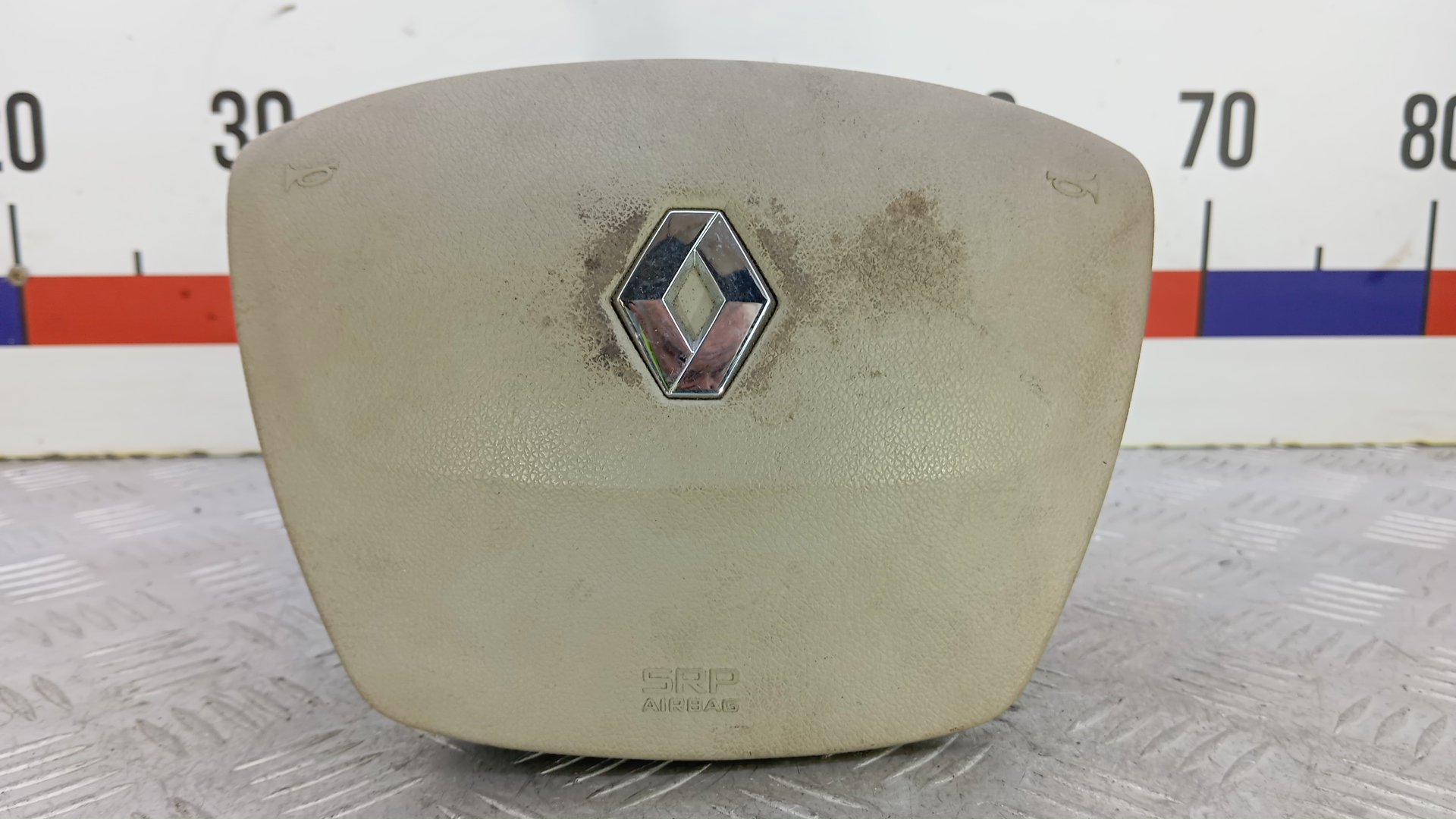 Подушка безопасности водителя Renault Scenic 3